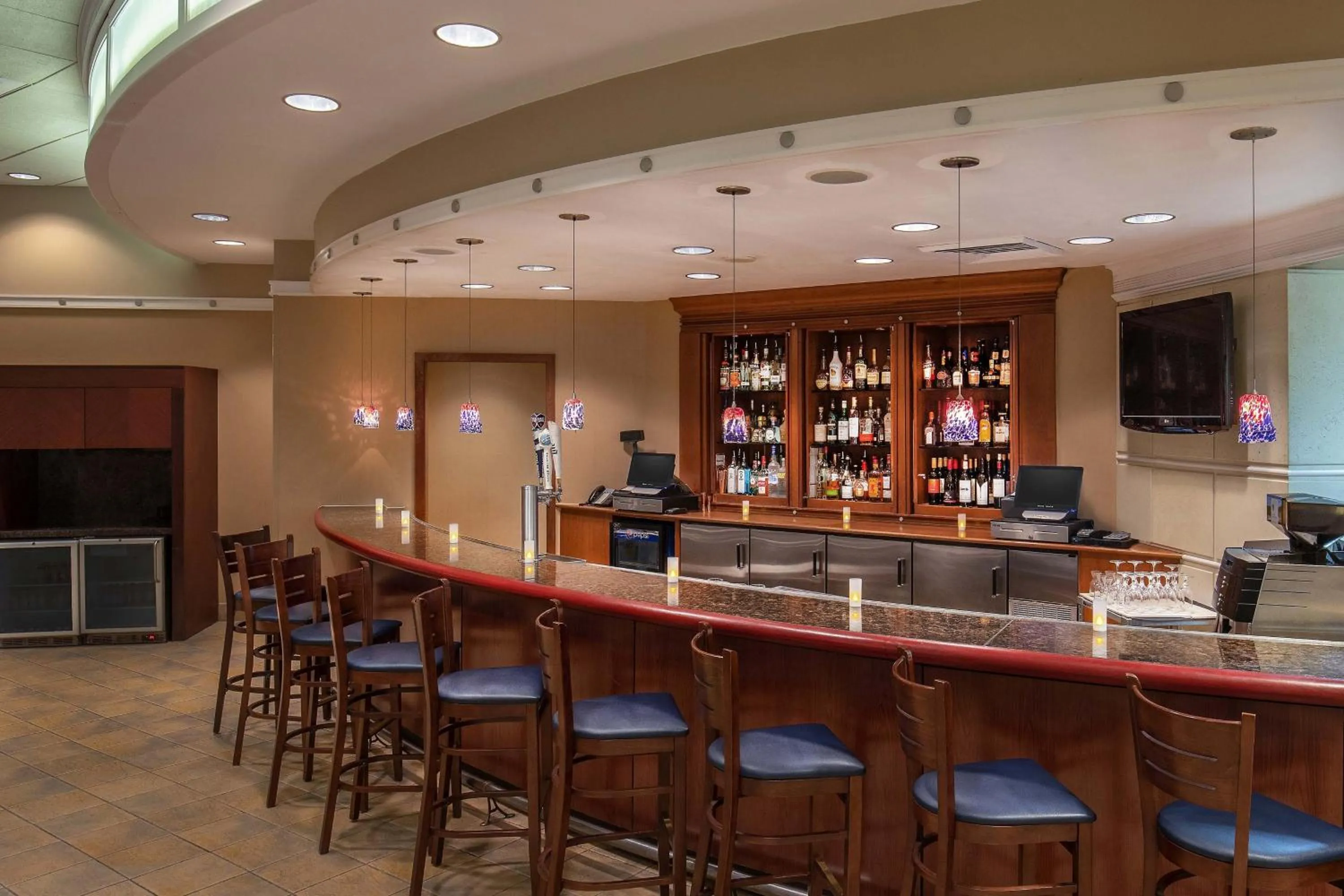 Lounge or bar in Sheraton Pentagon City