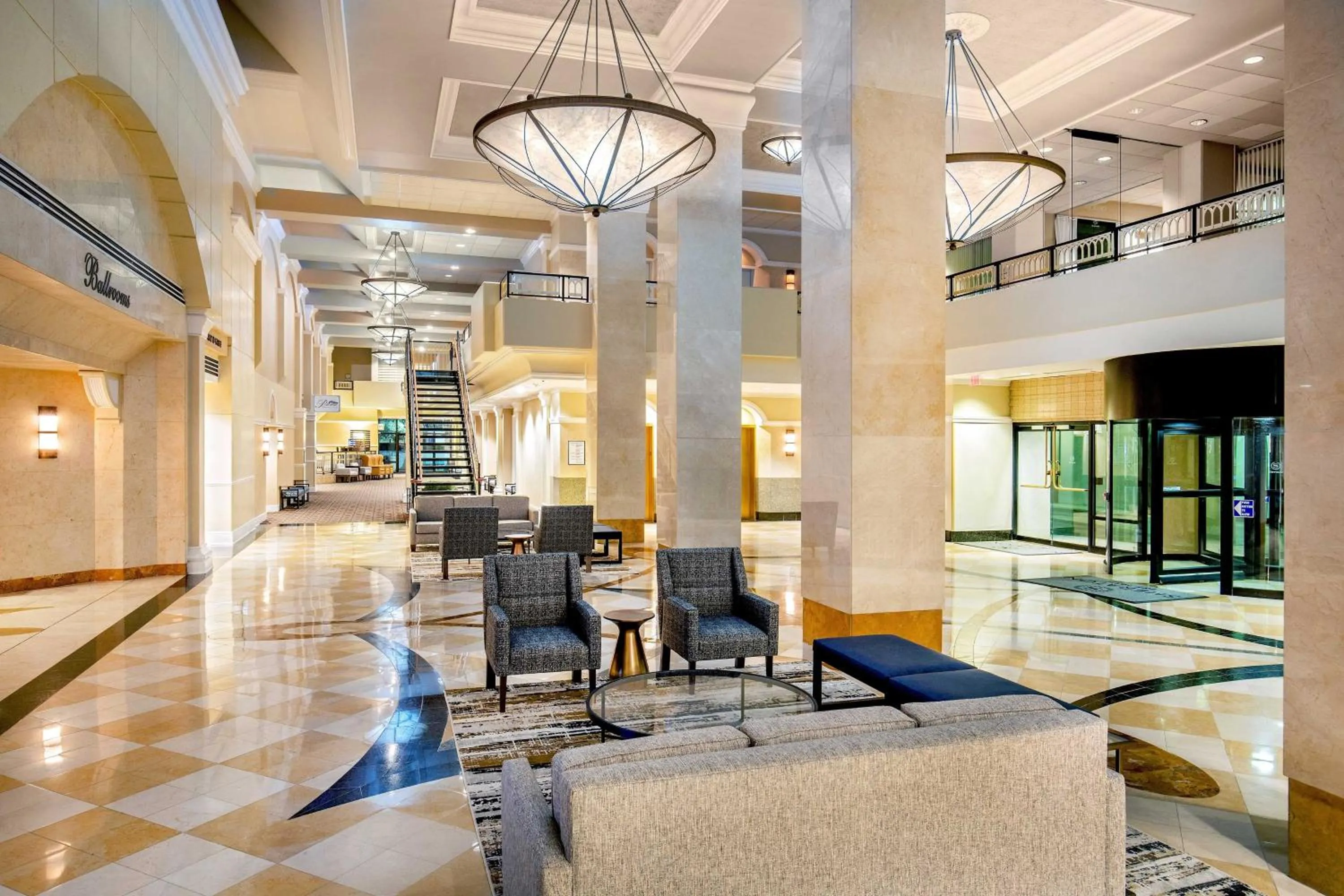 Lobby or reception in Sheraton Pentagon City