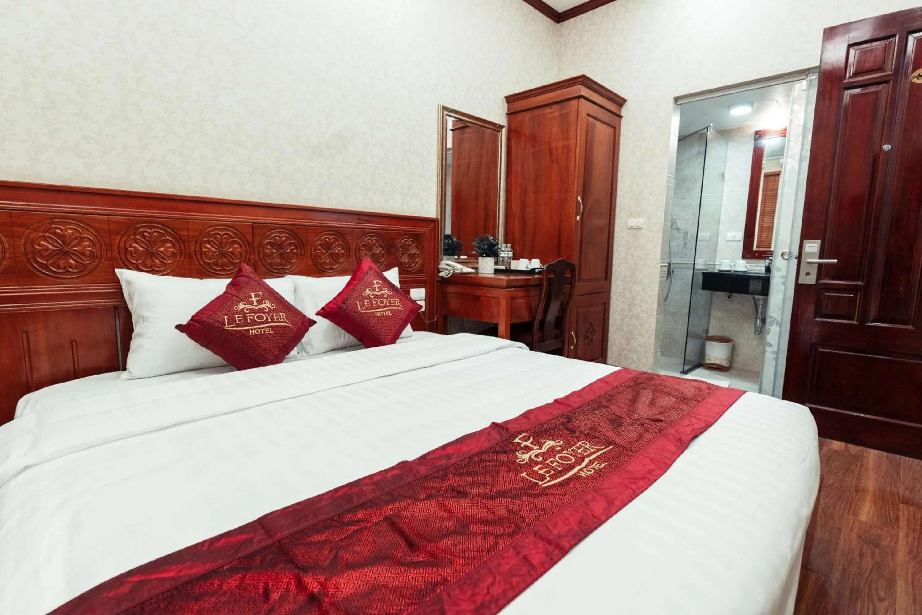 Bedroom, Bed in Lefoyer Hotel