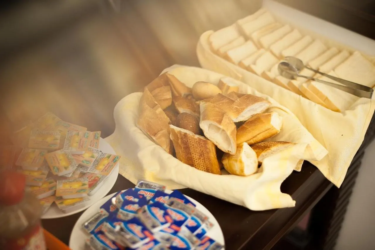 Breakfast in Lefoyer Hotel