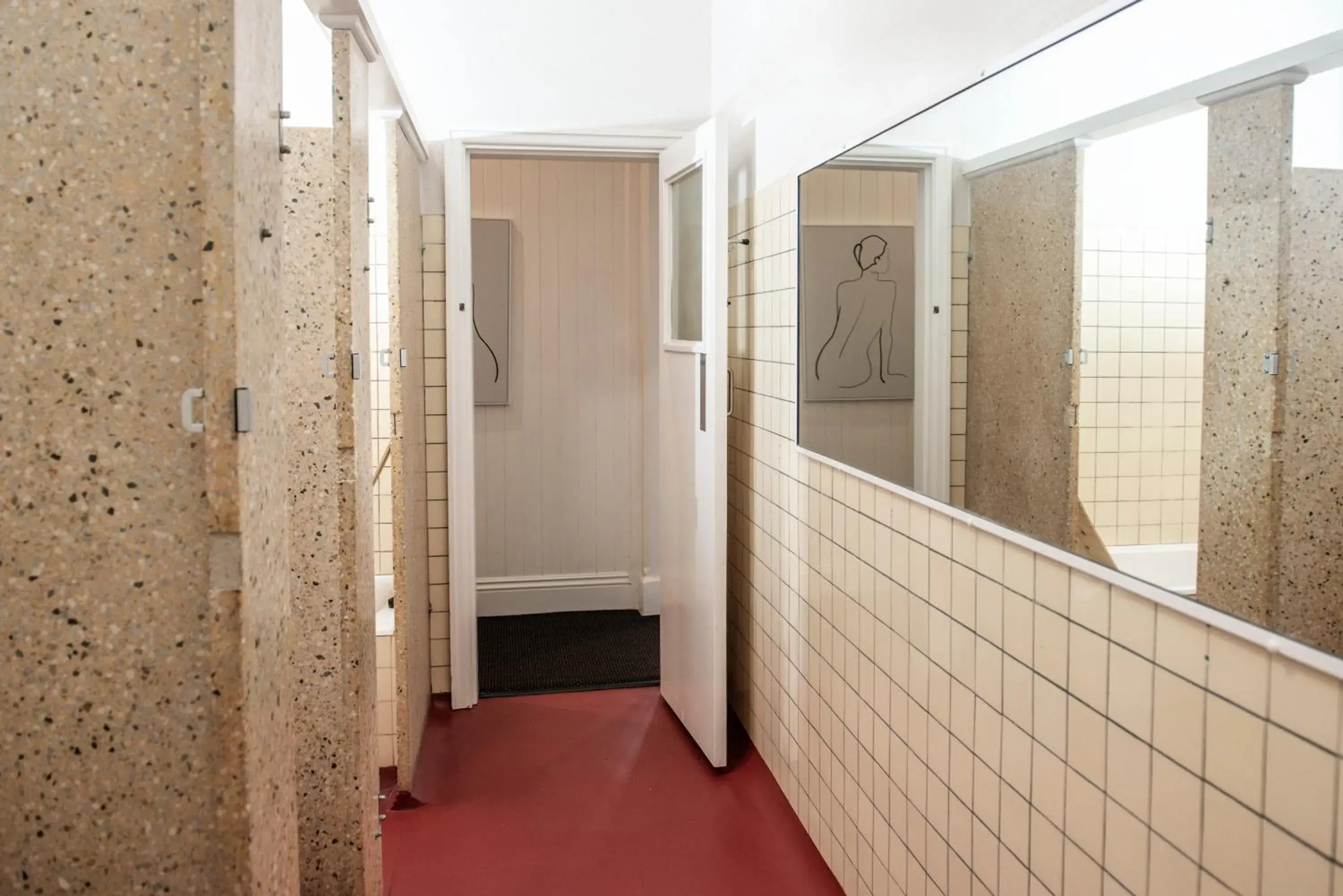 Twin Room in The Met Hotel Twin Room in The Met Hotel