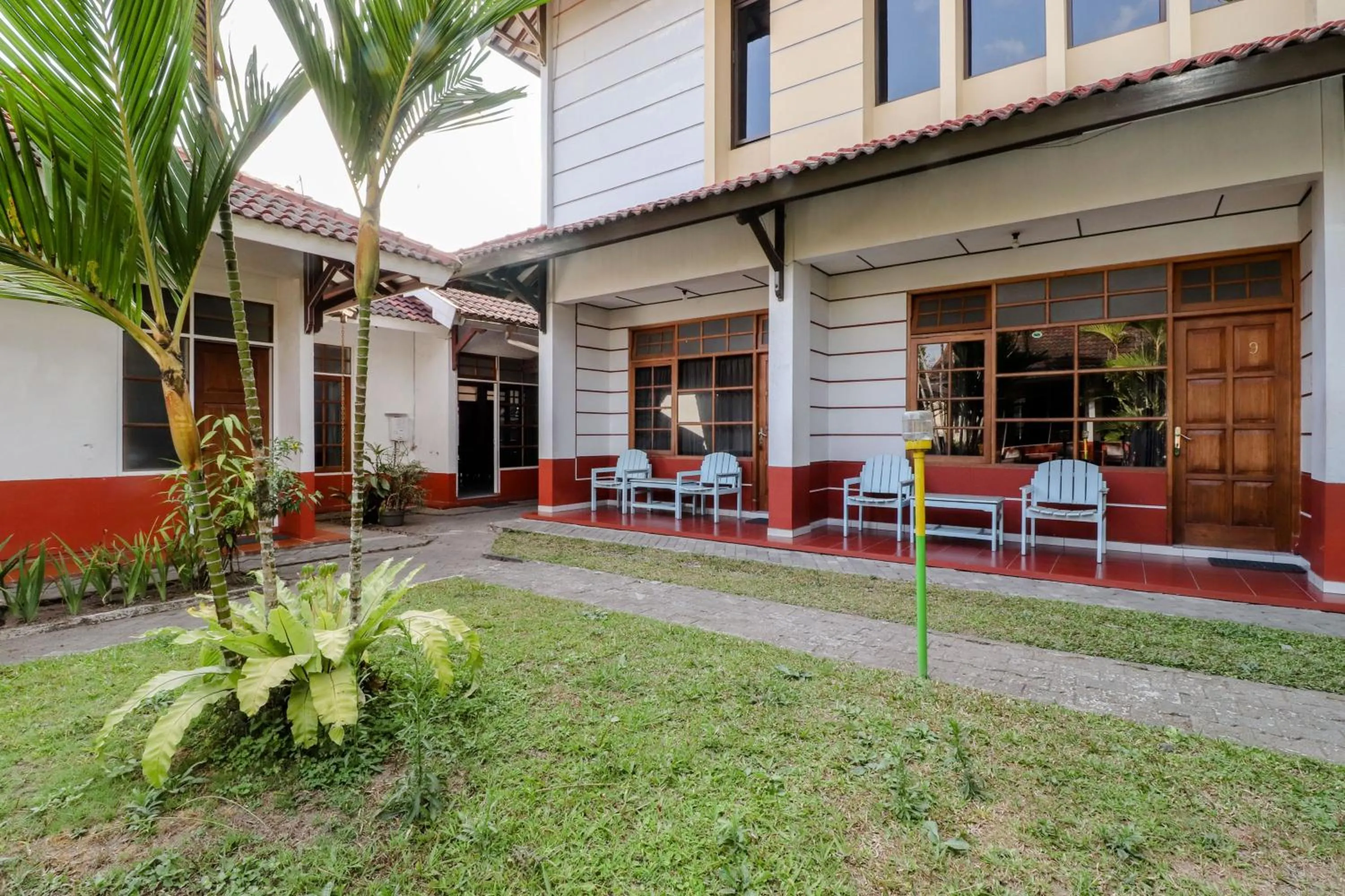 Garden in Satriafi Hotel