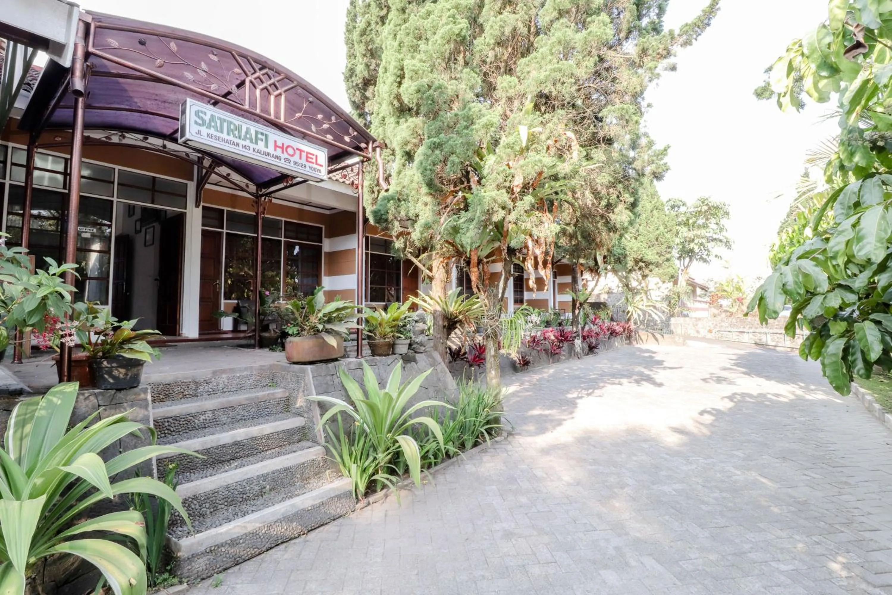 Facade/entrance in Satriafi Hotel