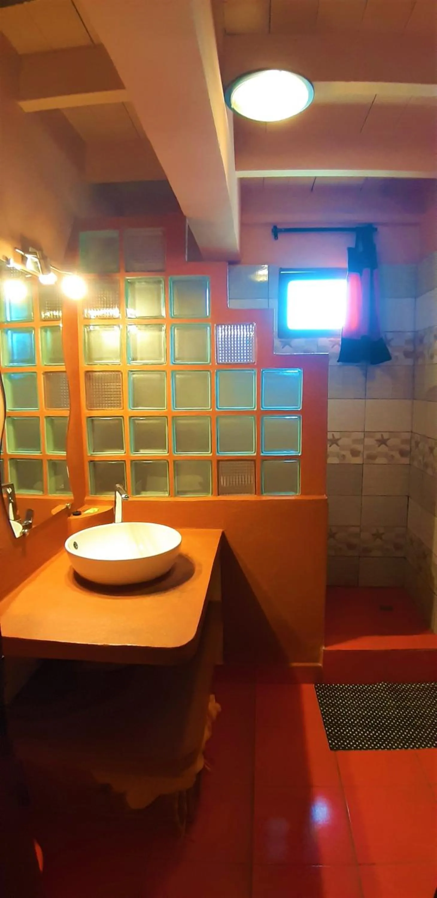 Bathroom in hotel trecicogne