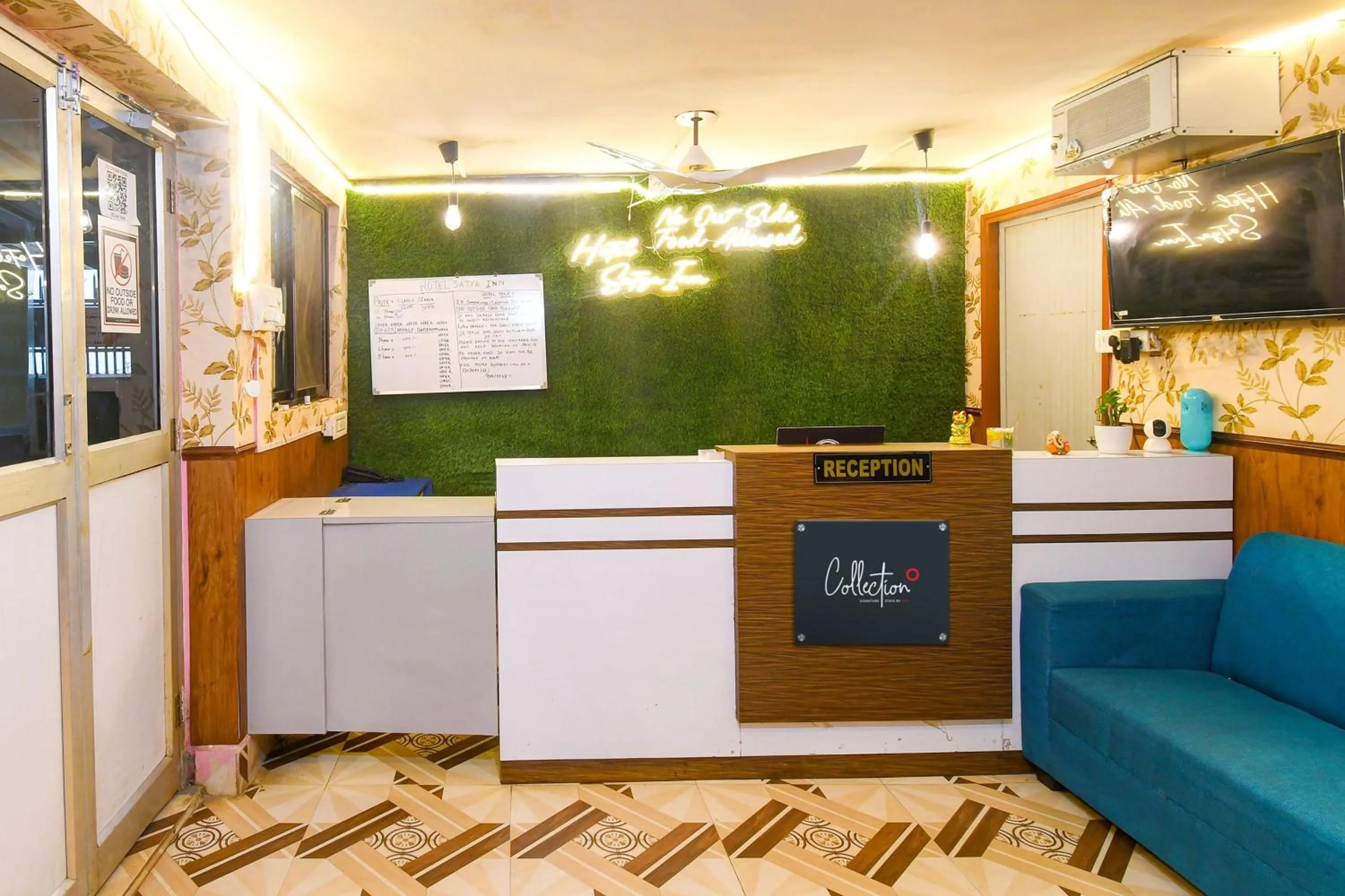 Lobby or reception in Hotel O Sawan INN