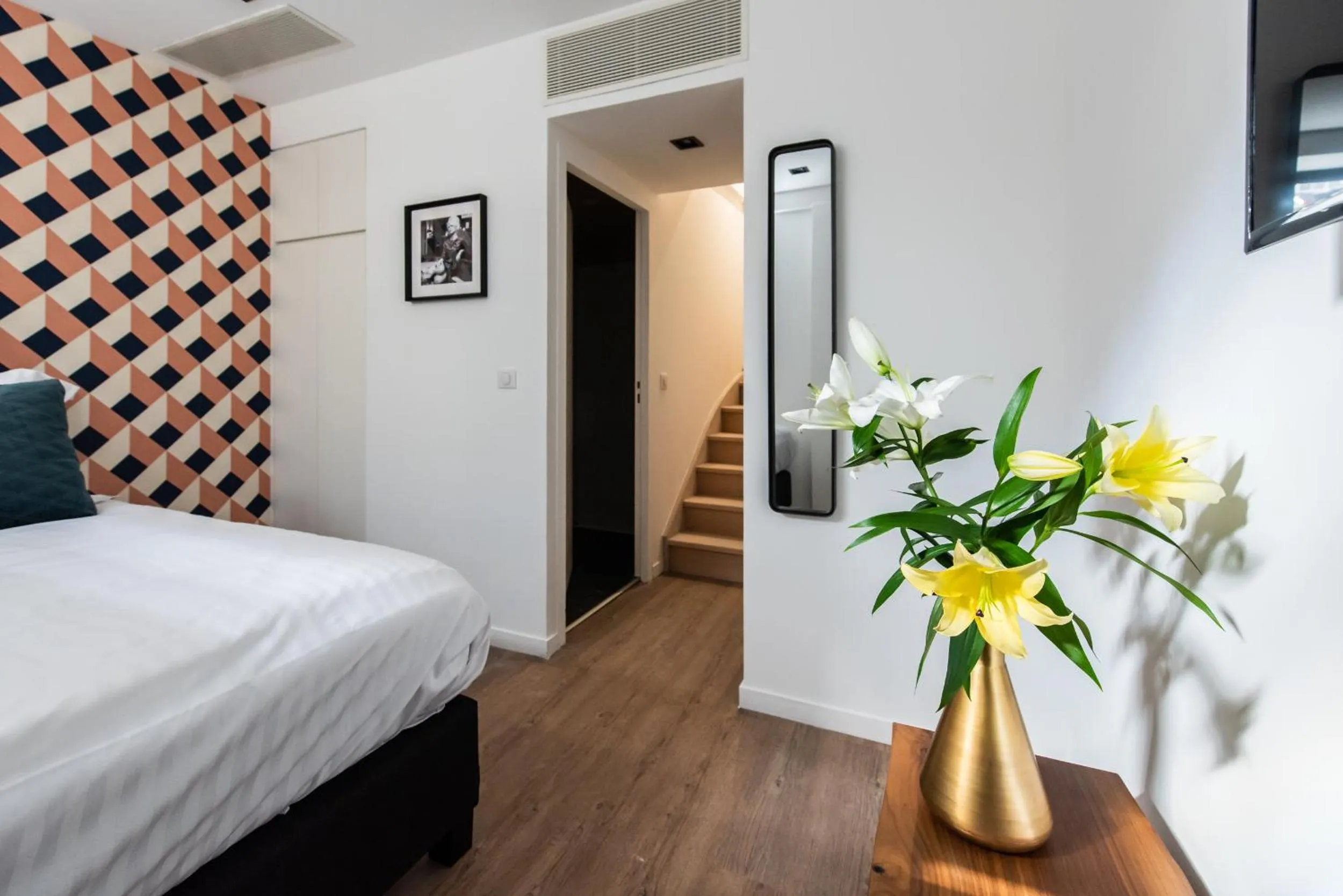 Bed in YAYS Paris Issy by Numa