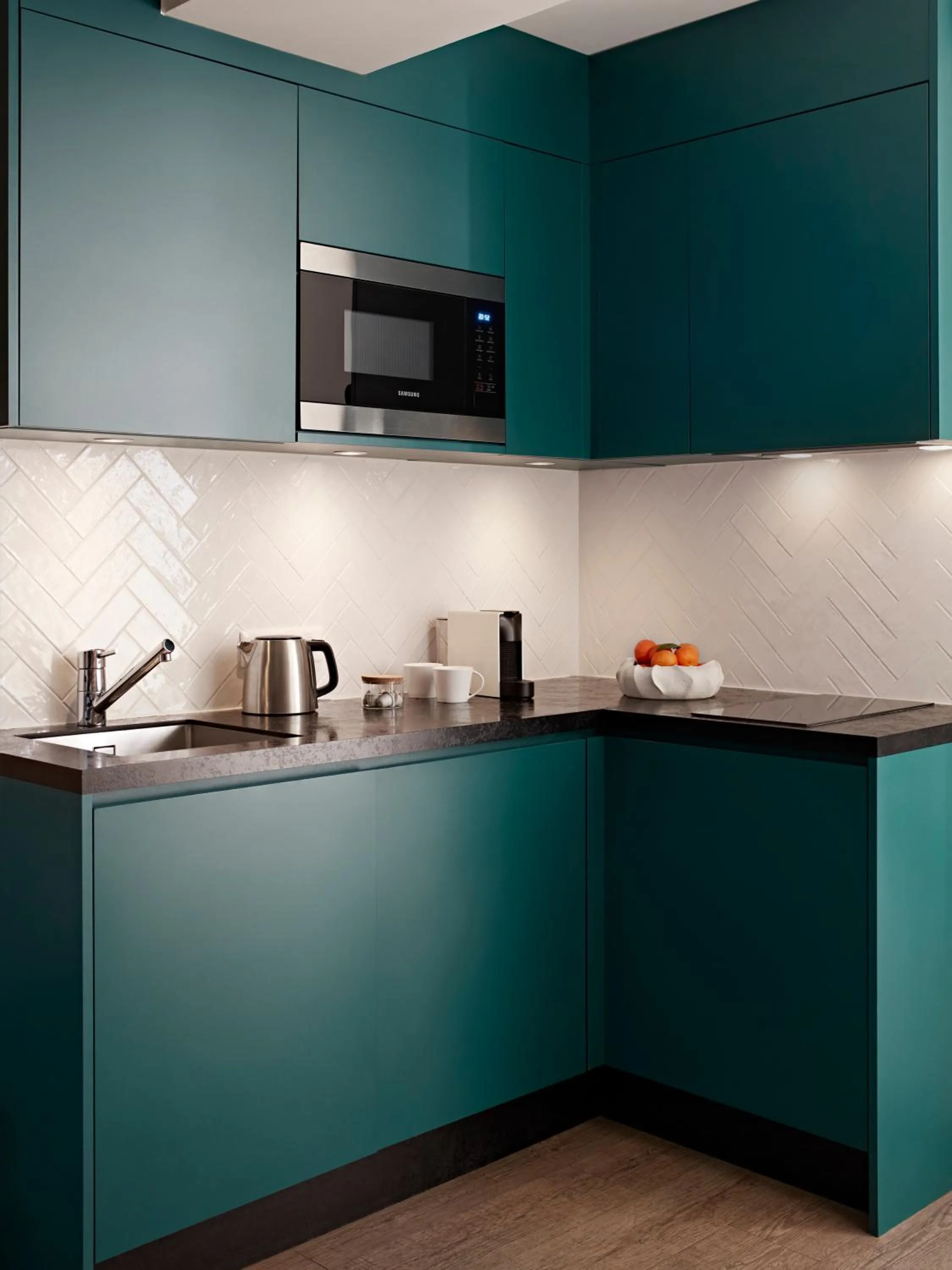 kitchen in YAYS Paris Issy by Numa