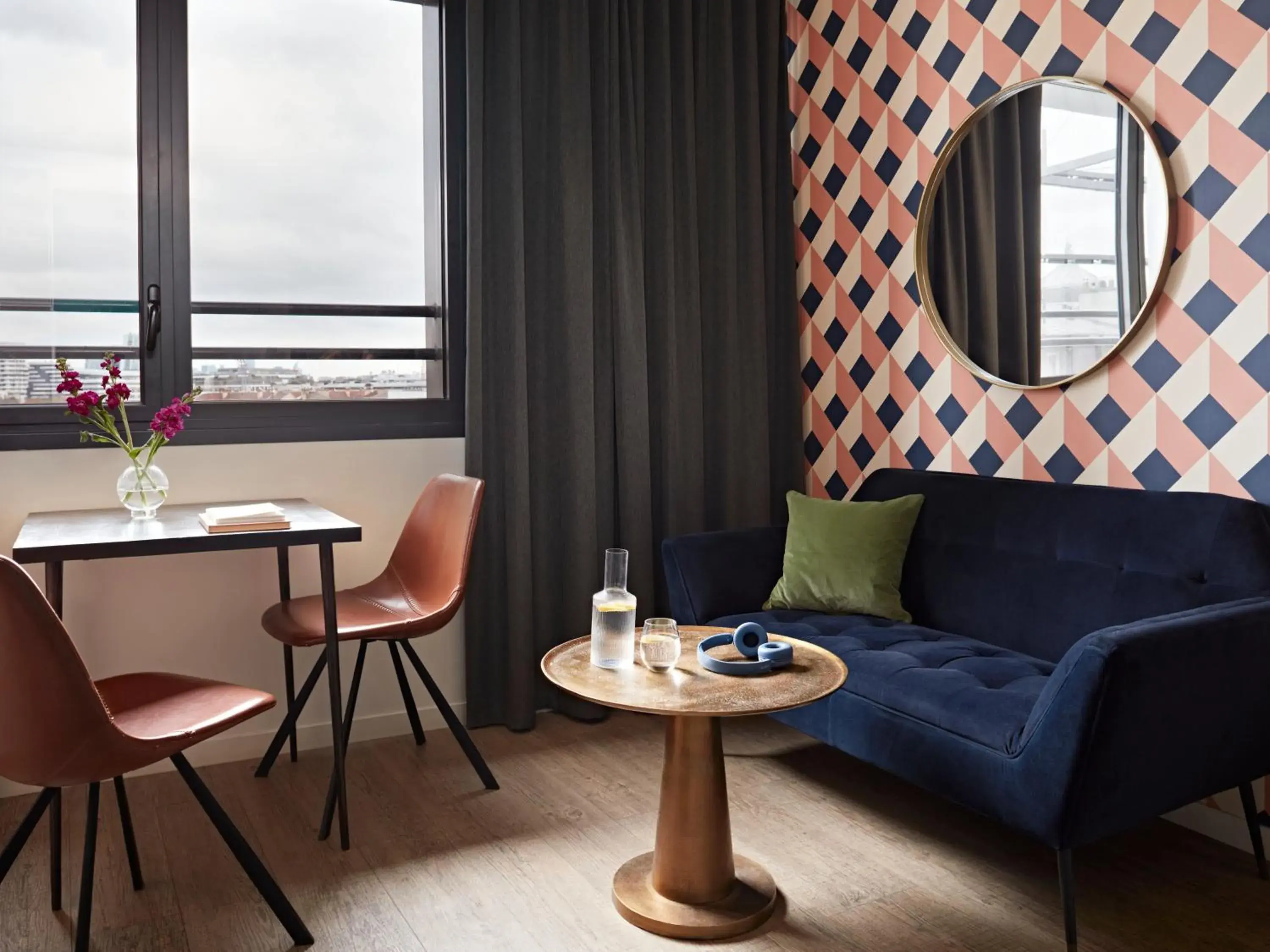 Living room in YAYS Paris Issy by Numa Living room in YAYS Paris Issy by Numa