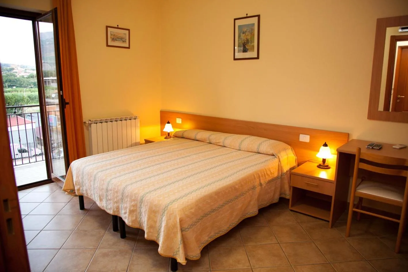 Bed in Caffè Nuovo 2 Holiday Rooms
