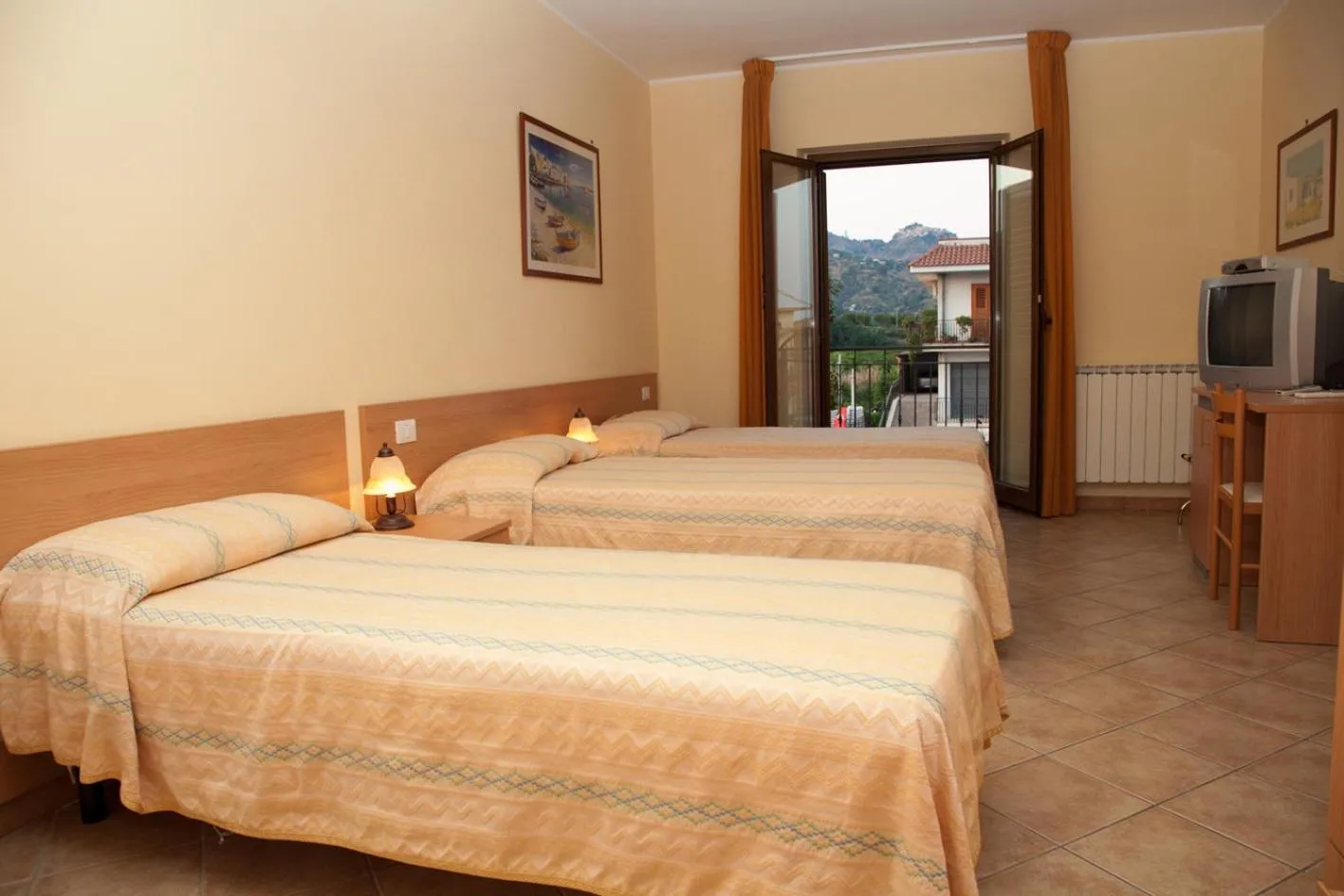 Bed in Caffè Nuovo 2 Holiday Rooms