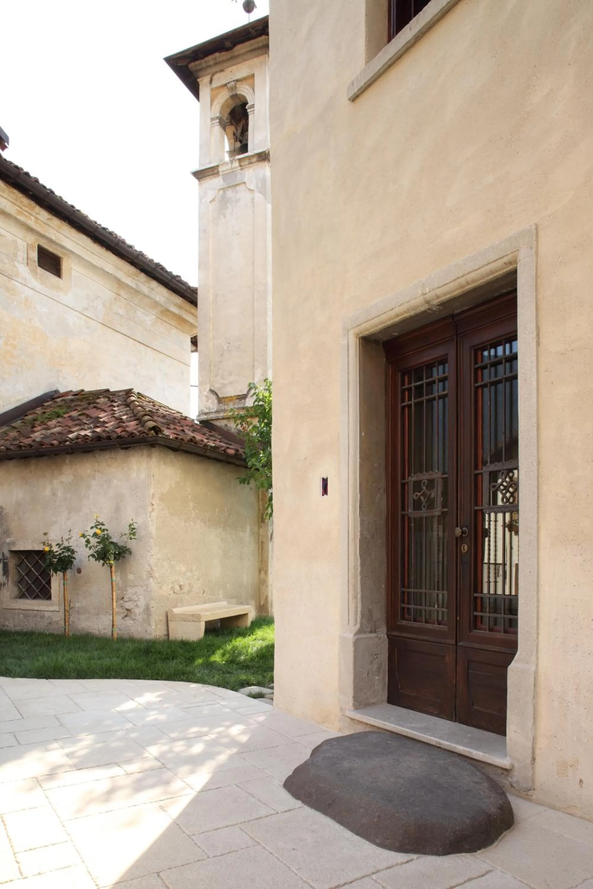 Via Paradiso 32