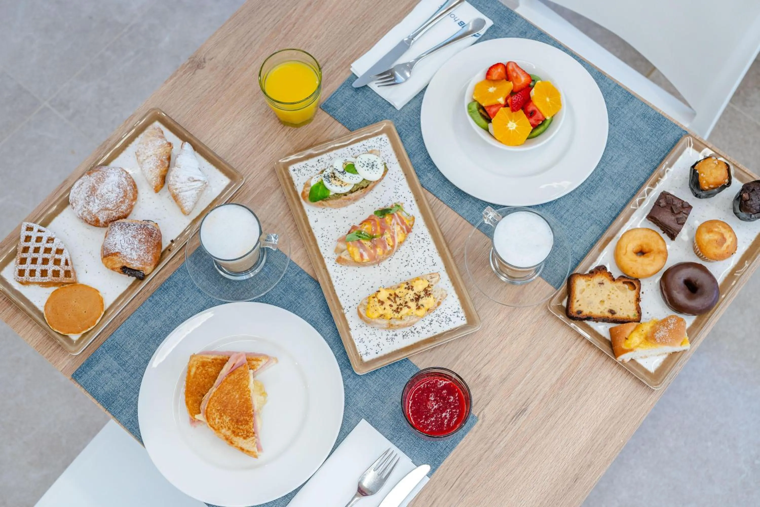 Restaurant/places to eat in THB Niágara - Adults Only