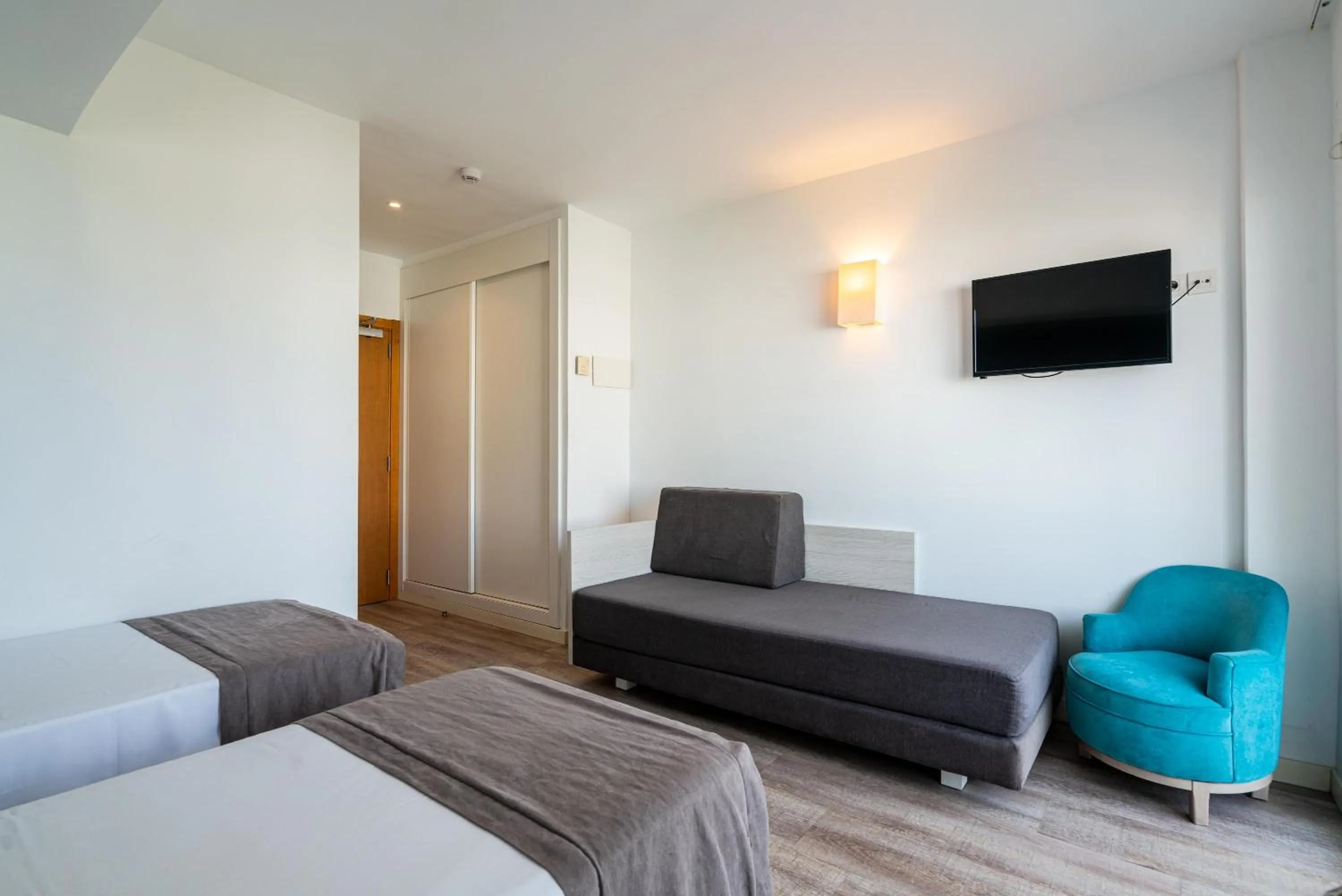 Photo of the whole room, Bed in THB Niágara - Adults Only