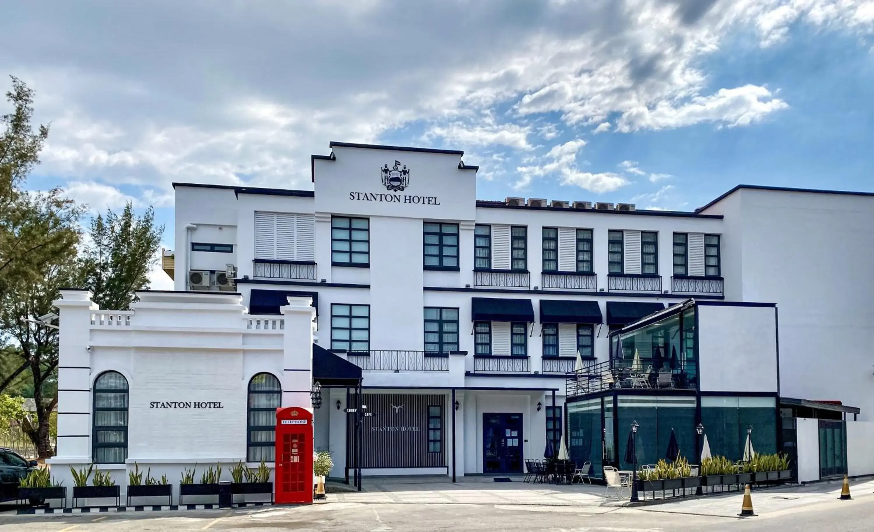 Property building in Stanton Hotel Property building in Stanton Hotel