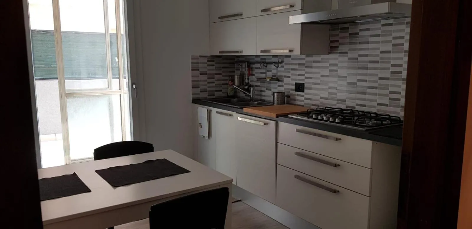 Communal kitchen in Da Emi E Giuly