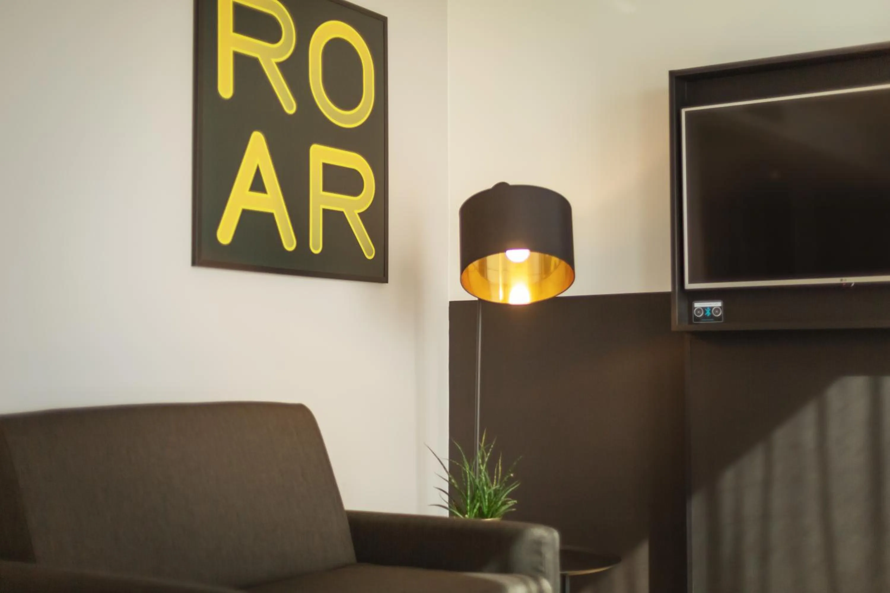 TV and multimedia in Holiday Inn - the niu, Leo Nuremberg by IHG