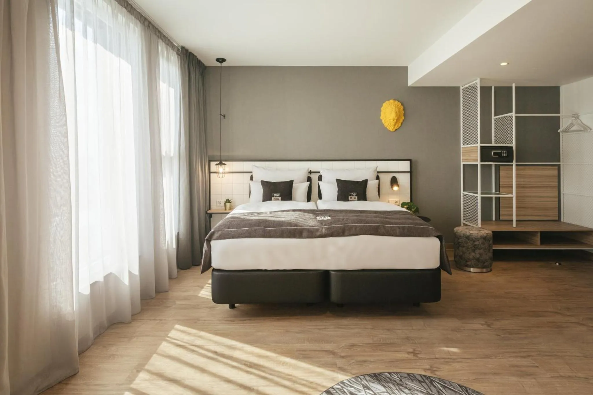 Photo of the whole room, Bed in Holiday Inn - the niu, Leo Nuremberg by IHG