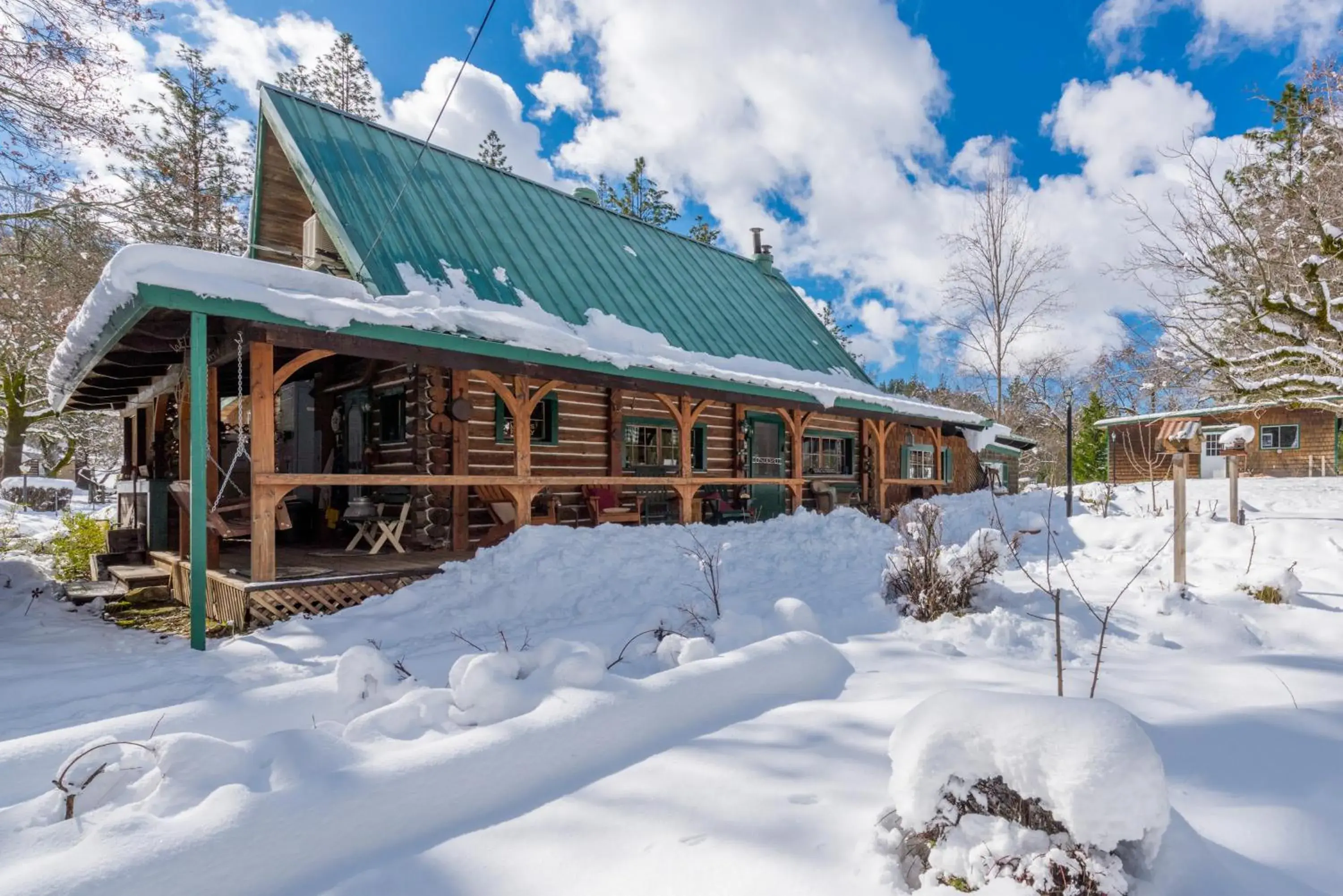 Property building in The Davies Family Inn Property building in The Davies Family Inn
