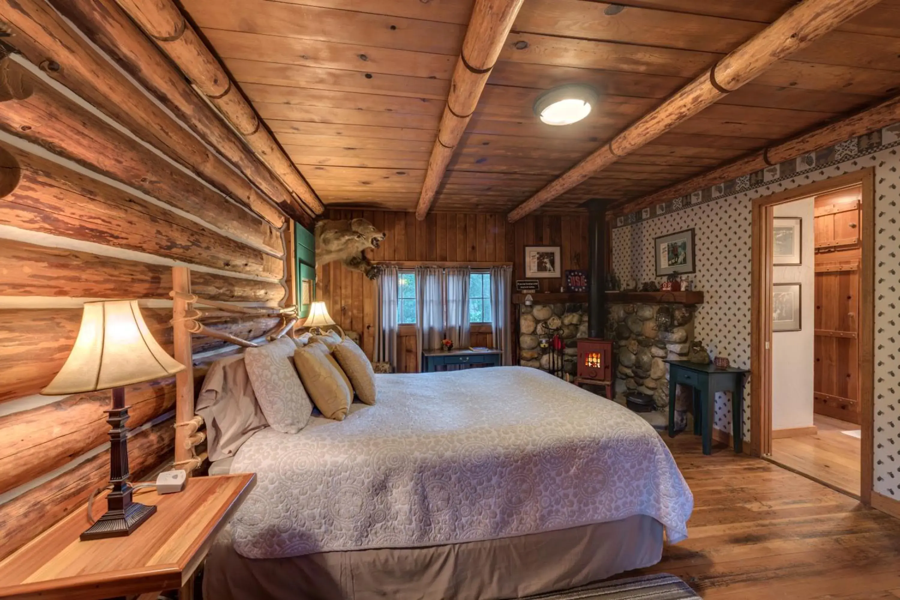 Bedroom in The Davies Family Inn Bedroom in The Davies Family Inn
