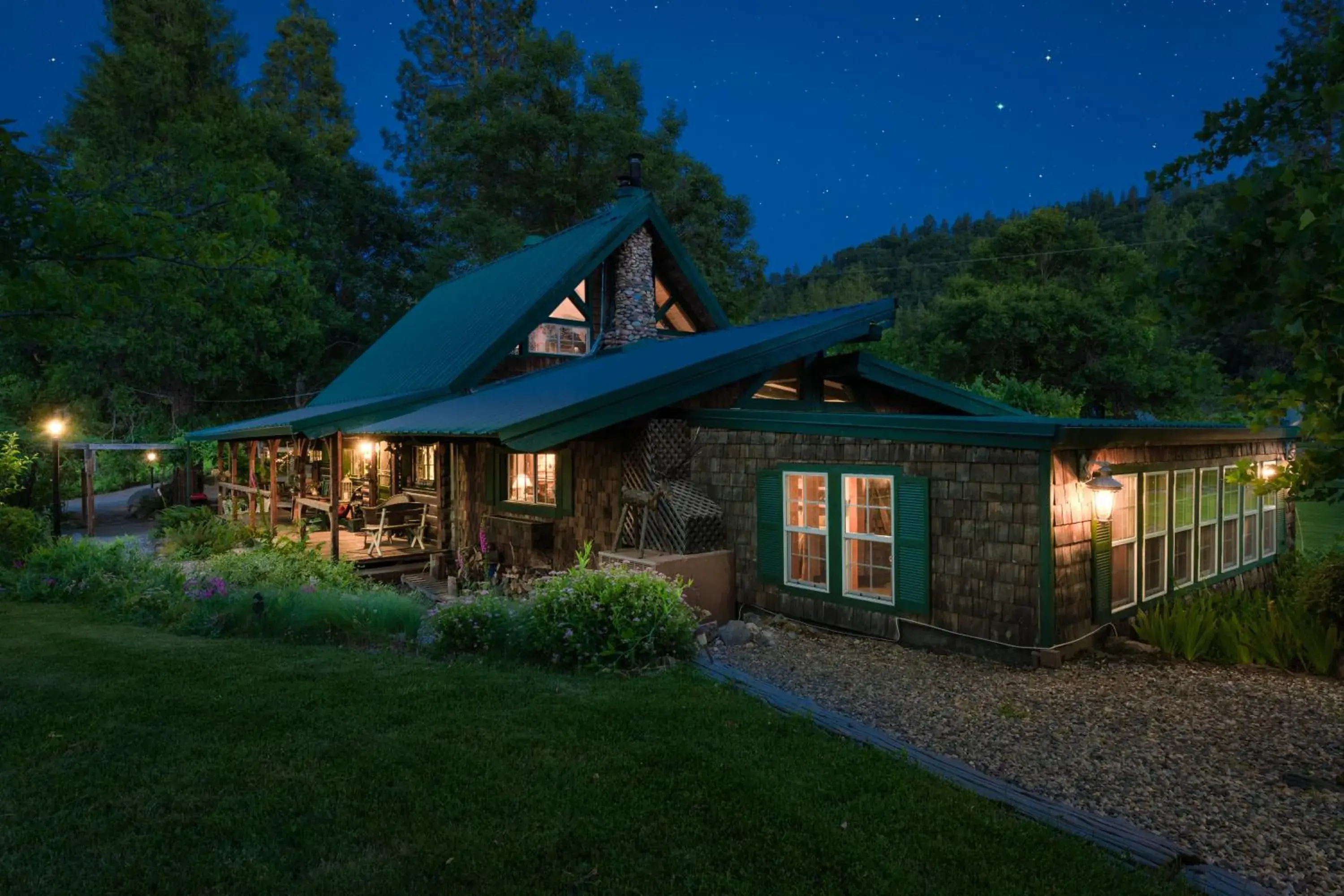 Property building in The Davies Family Inn Property building in The Davies Family Inn