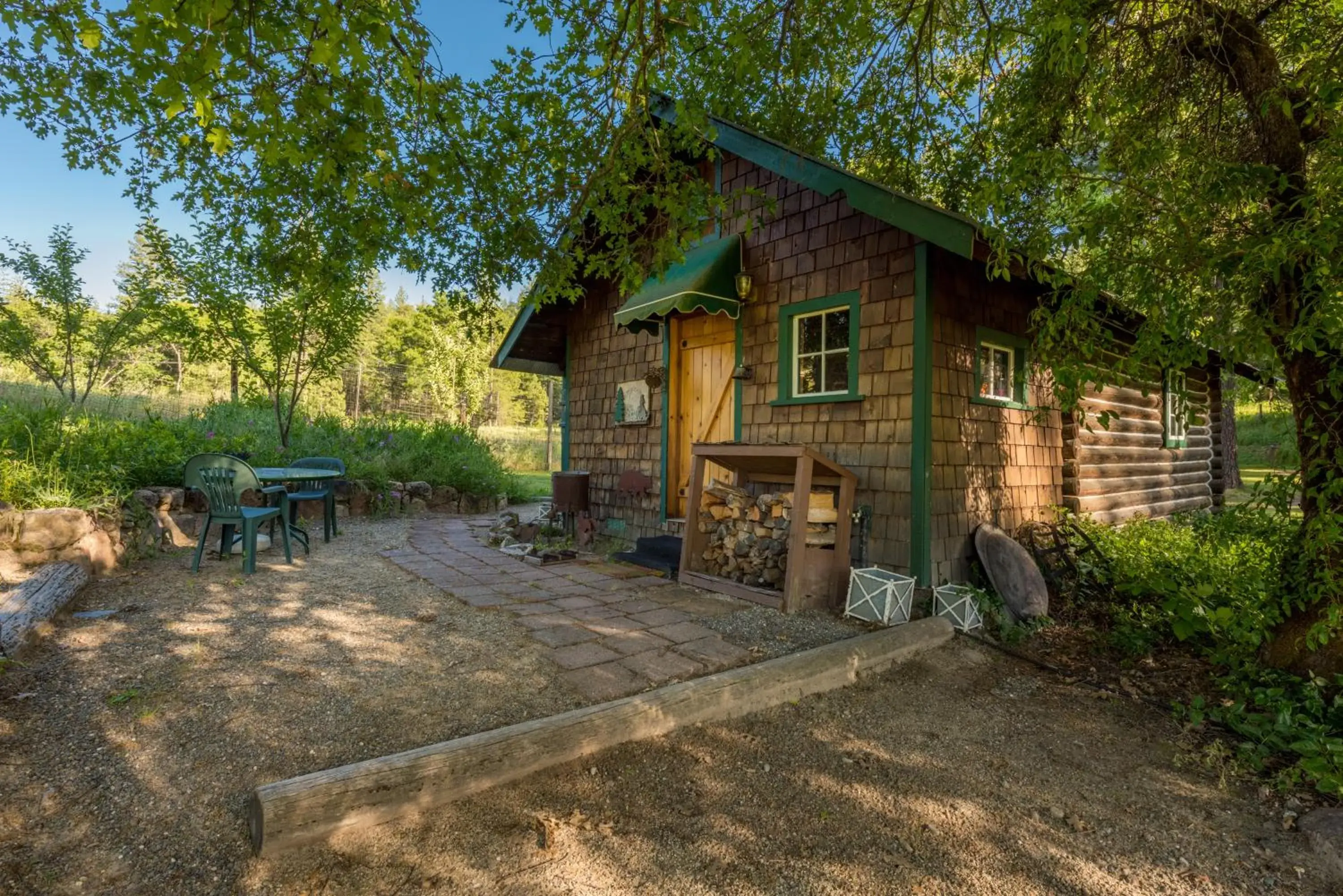 Bedroom in The Davies Family Inn Bedroom in The Davies Family Inn