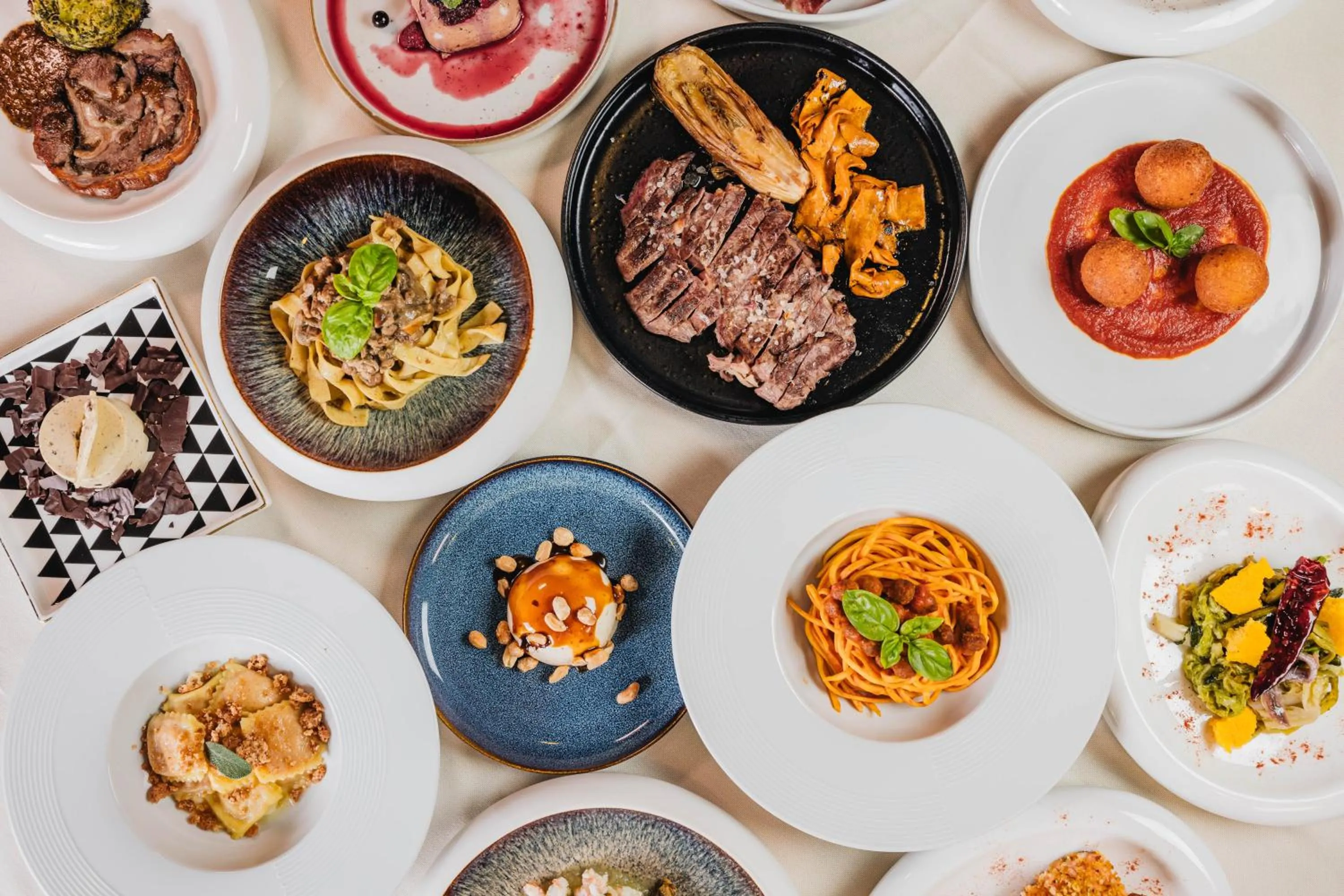 Restaurant/places to eat in Magnificat Hotel&Resort