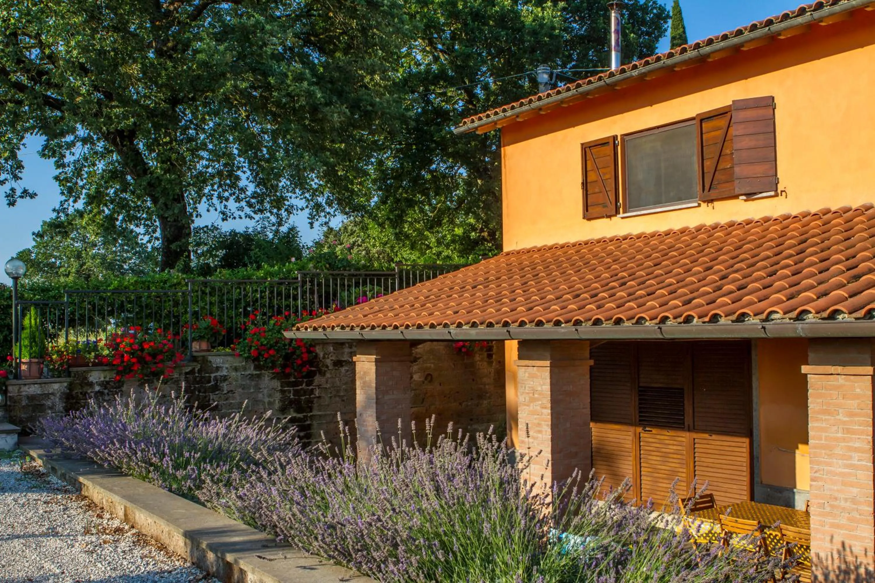 Facade/entrance in Casa Vacanza Malescale