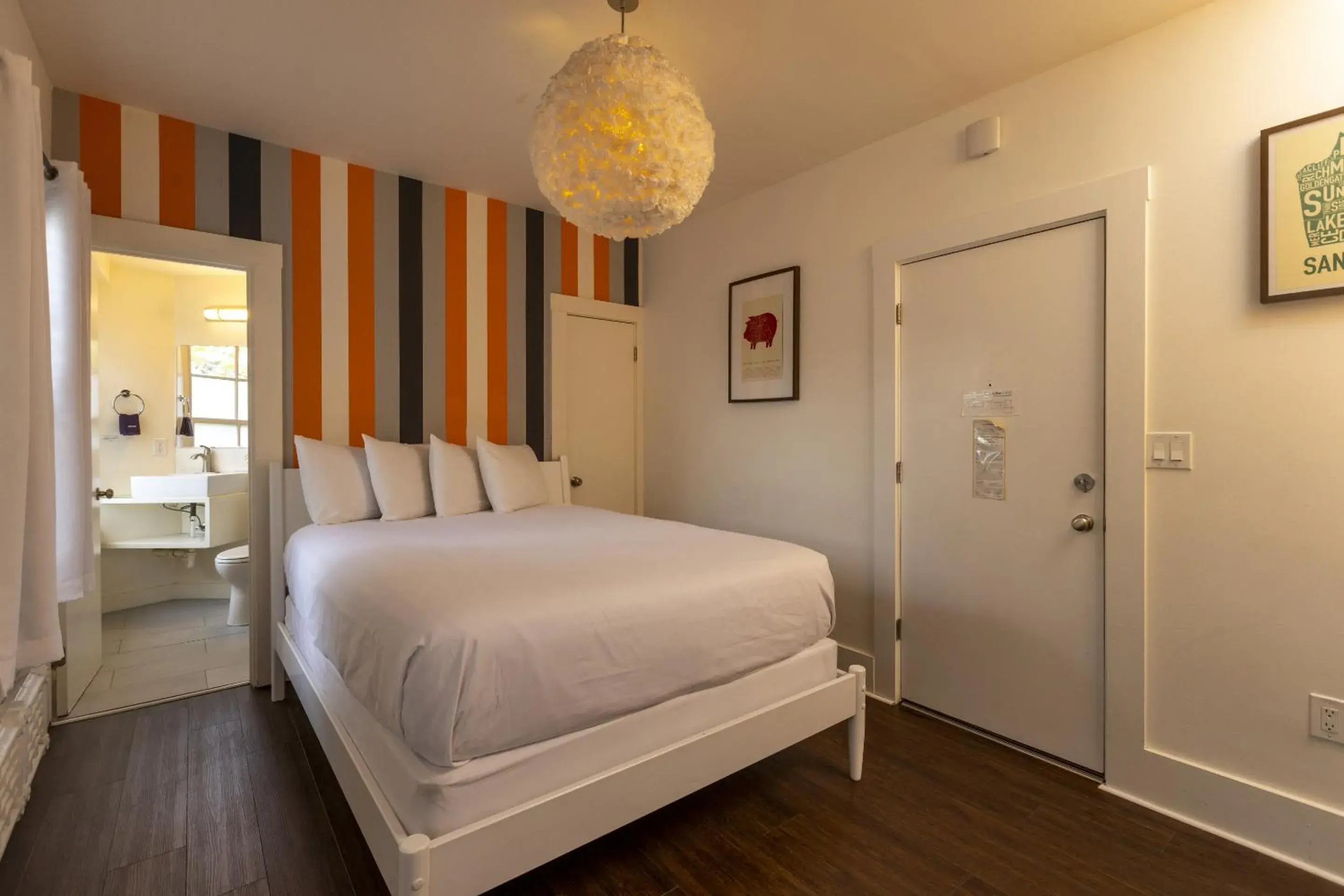 Bedroom, Bed in Edwardian Hotel Bedroom, Bed in Edwardian Hotel