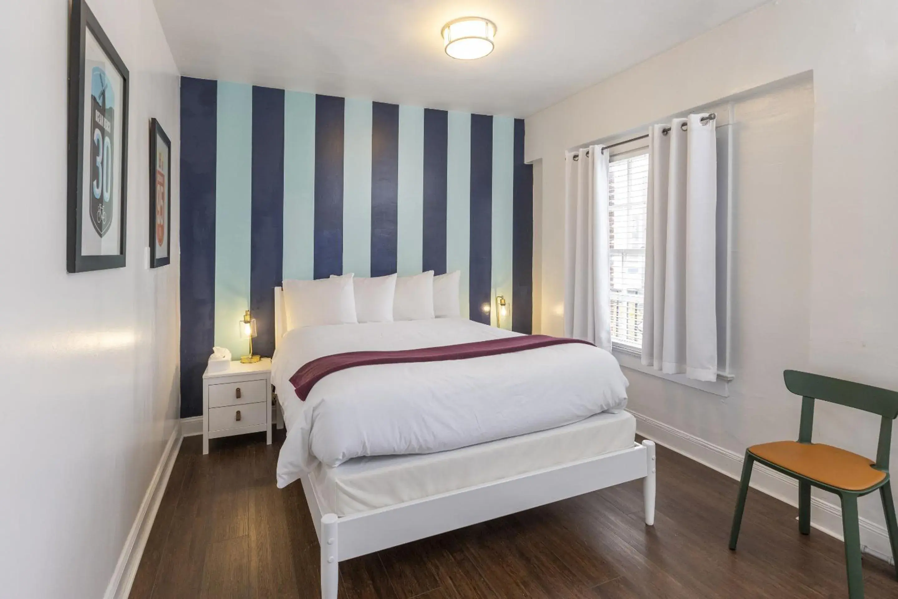 Bedroom, Bed in Edwardian Hotel Bedroom, Bed in Edwardian Hotel