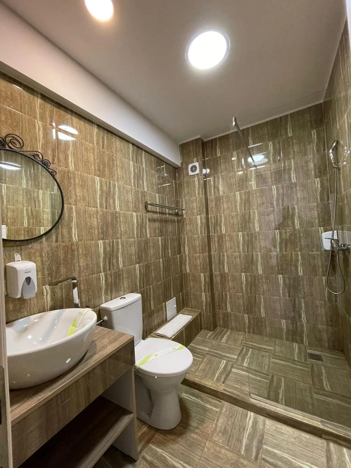 Bathroom in Bliss Inn Tunari