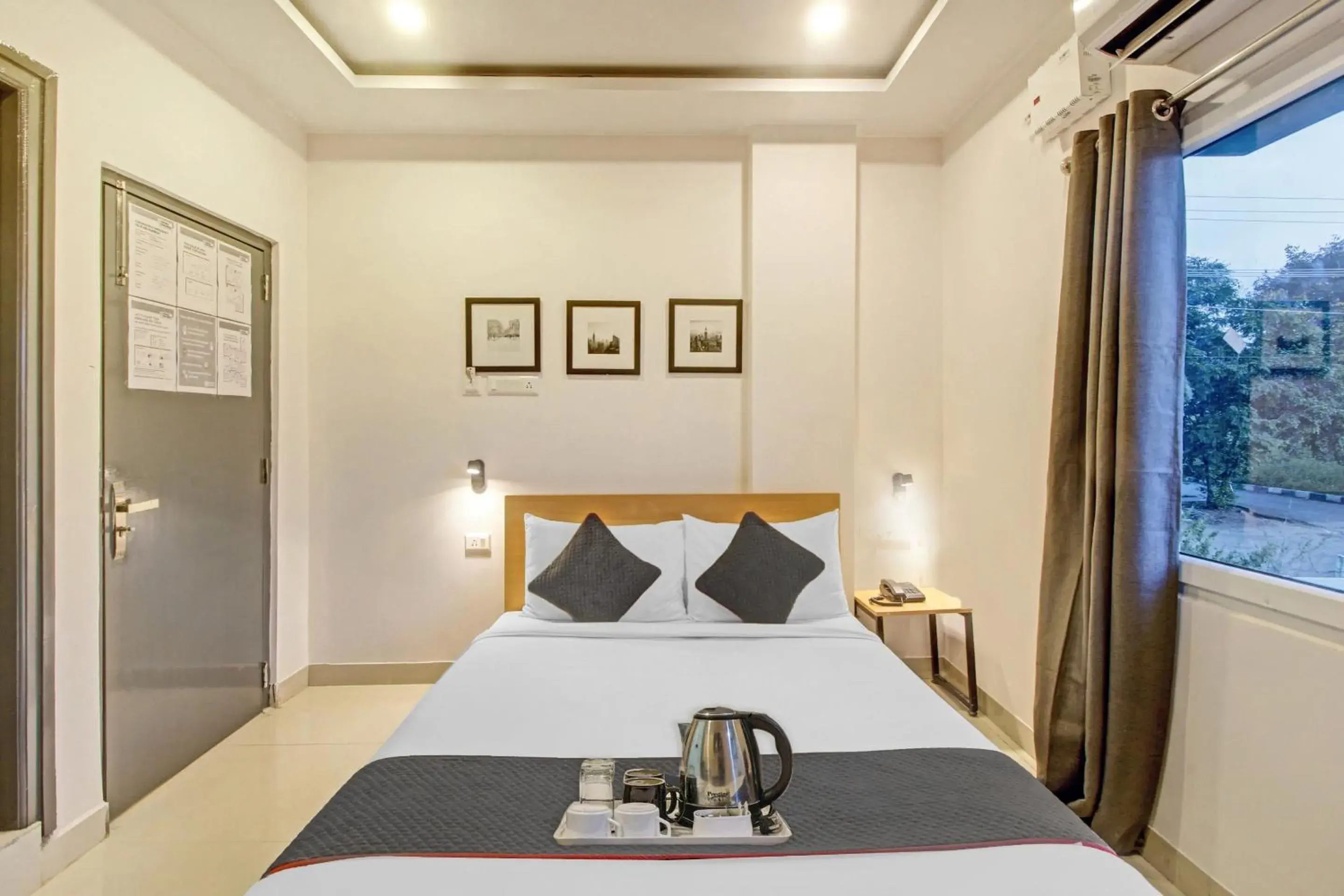 Bedroom, Bed in Super Hotel O SS Skyline Bedroom, Bed in Super Hotel O SS Skyline