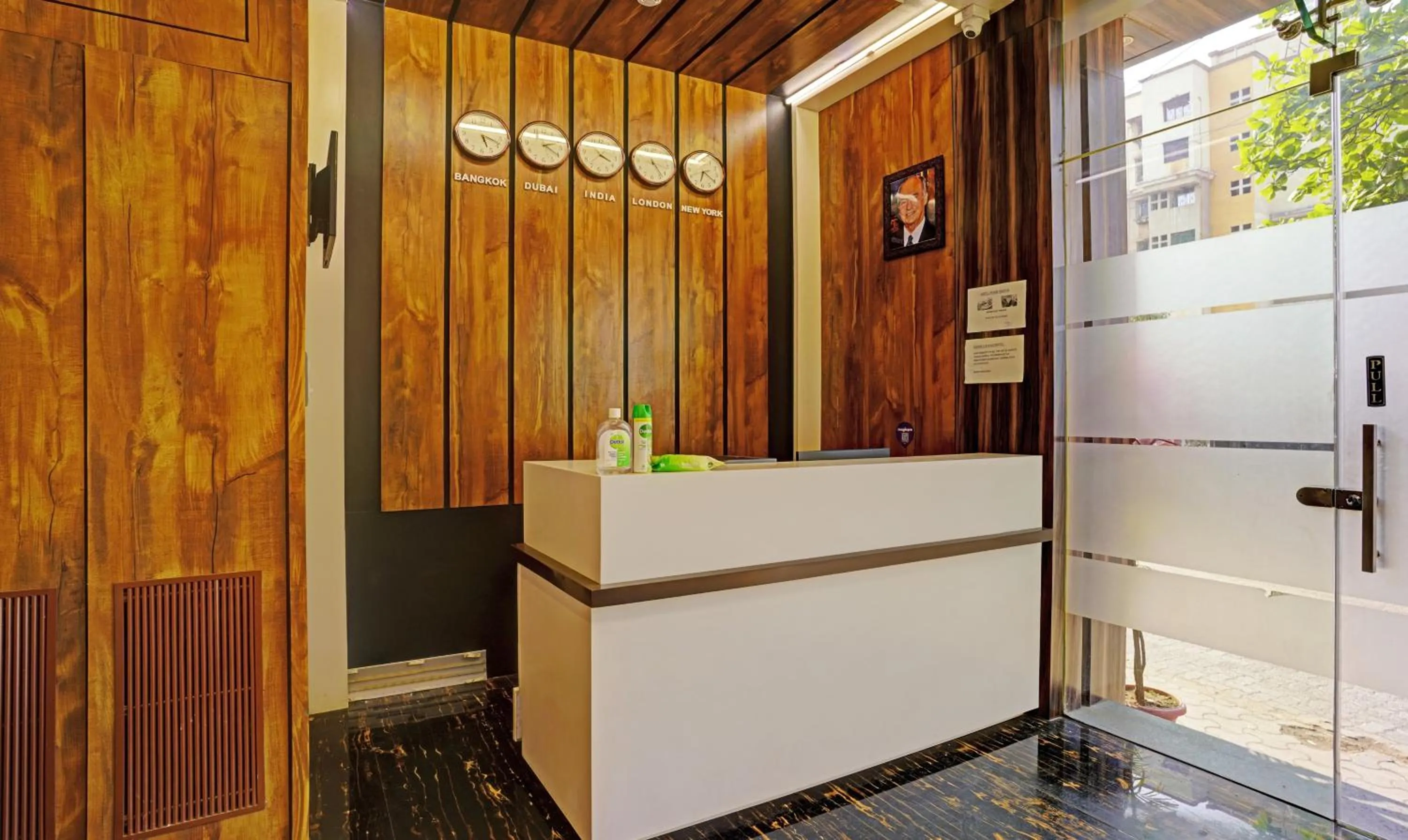 Lobby or reception in Prime Grand Hotel, Mumbai