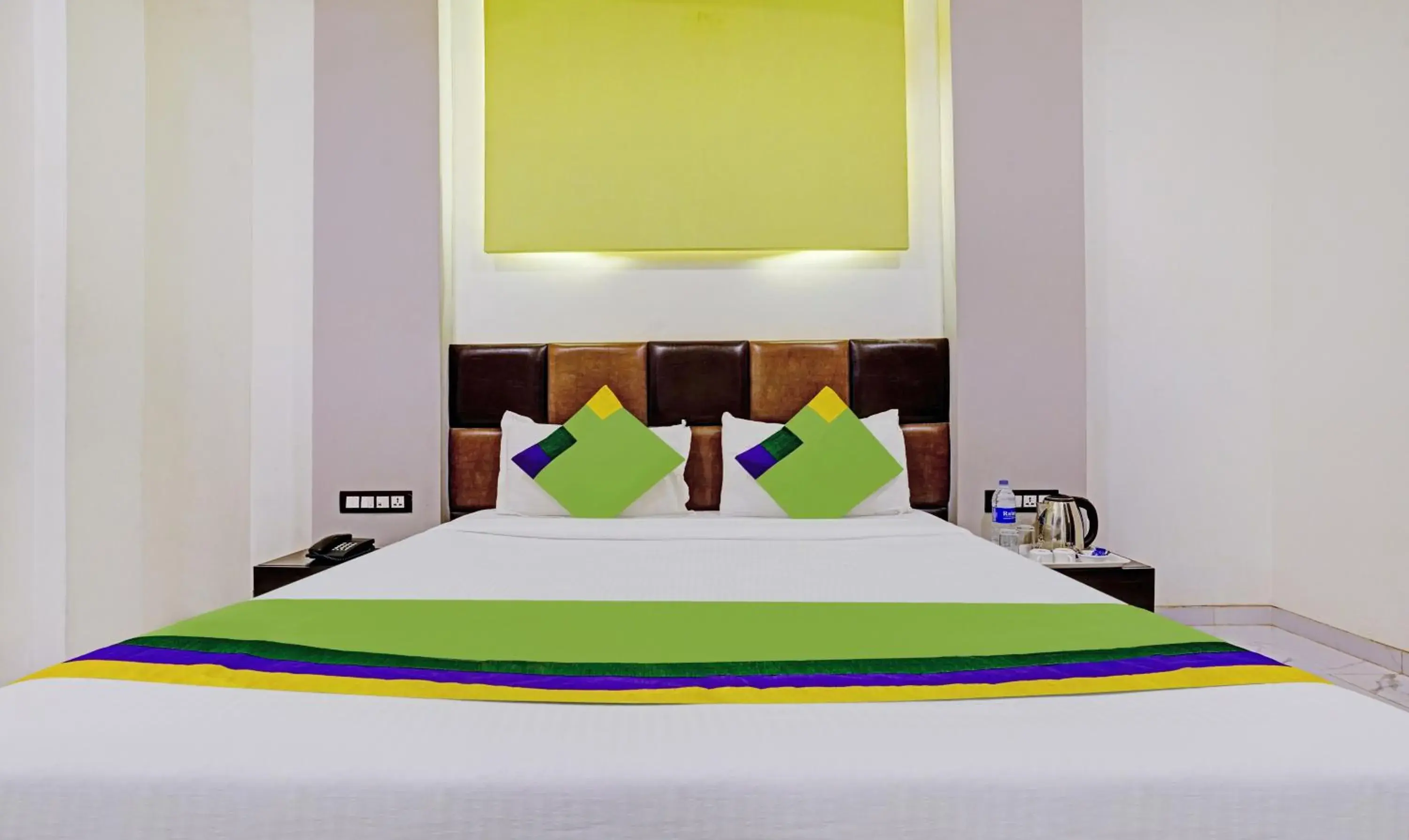 Double Room in Prime Grand Hotel, Mumbai Double Room in Prime Grand Hotel, Mumbai