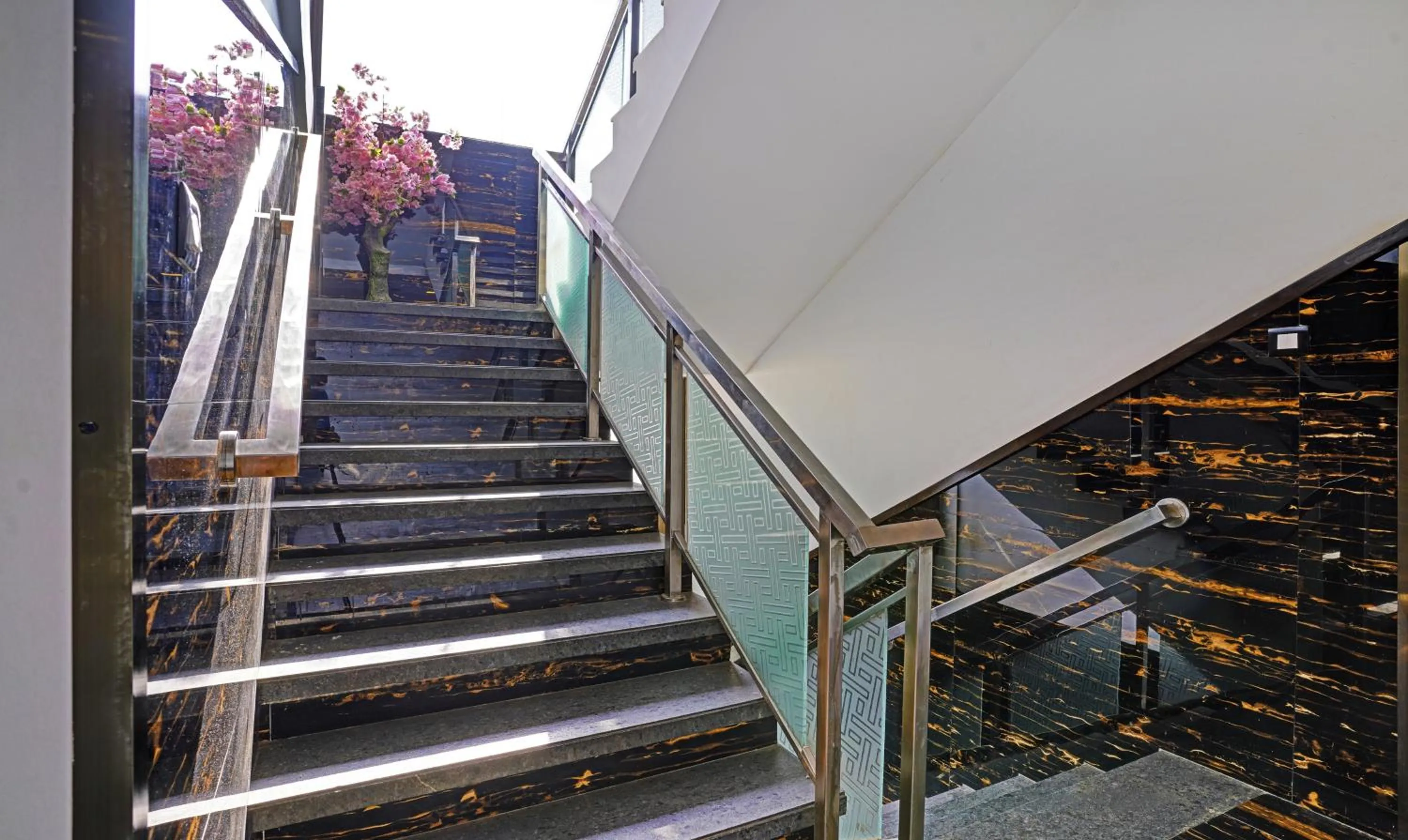 Lobby or reception in Prime Grand Hotel, Mumbai