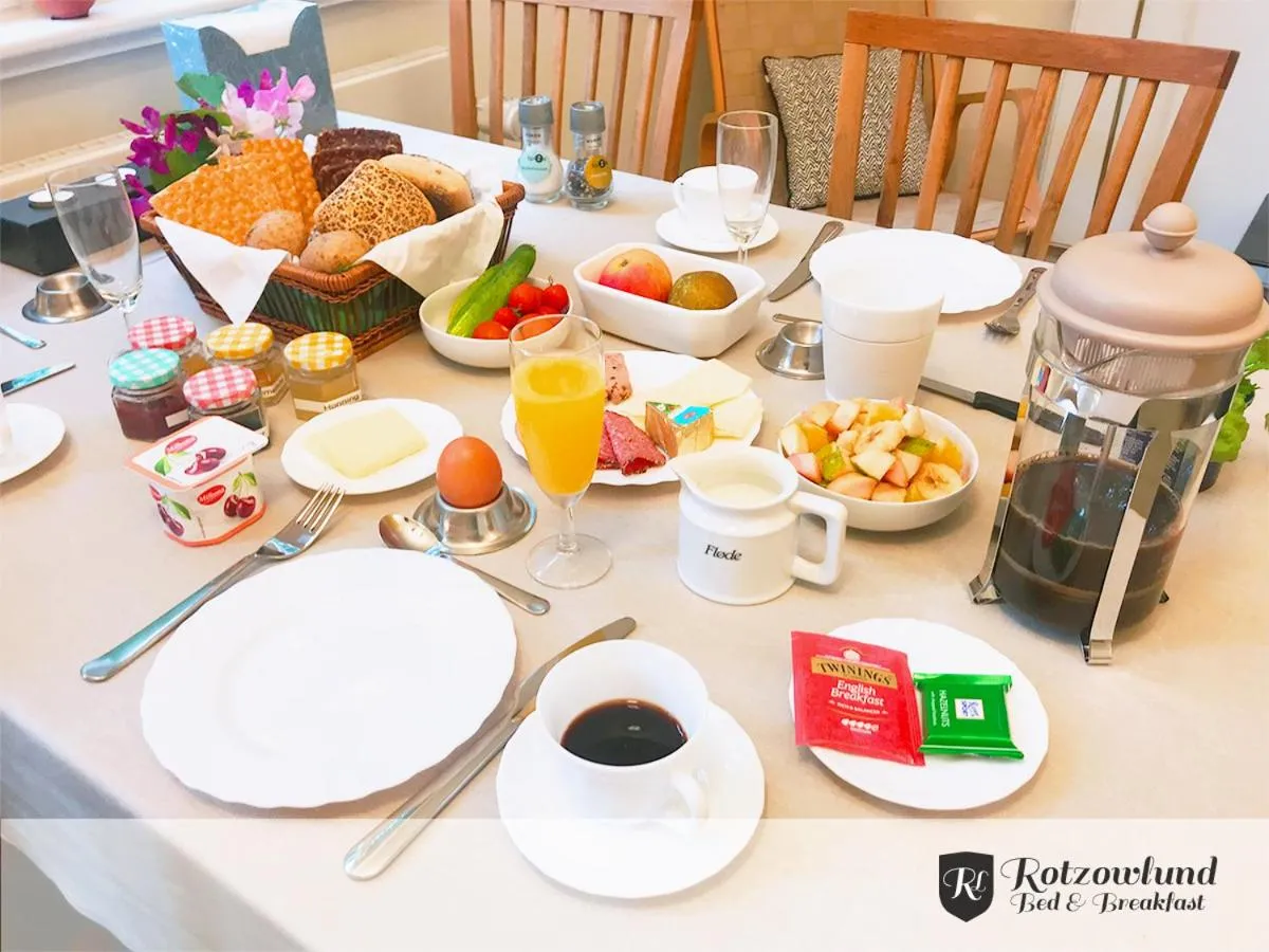 Breakfast in Rotzowlund BnB