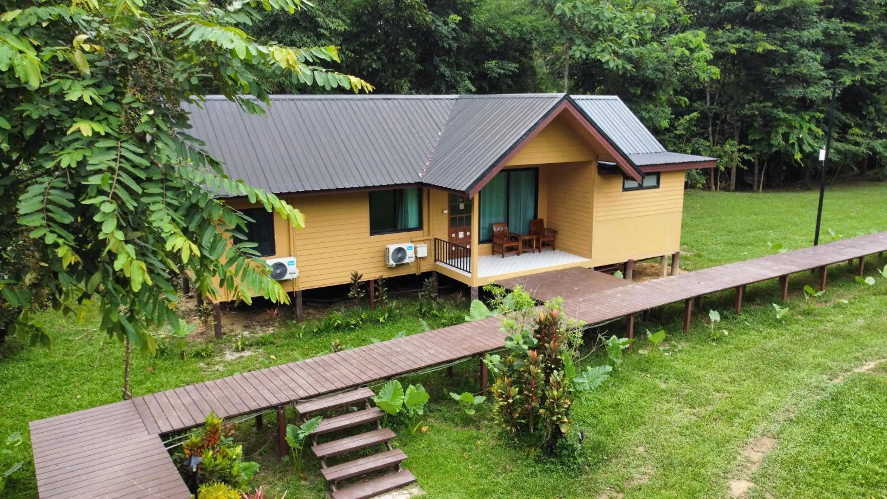 Property building in The Bliss Khao Sok Boutique Lodge