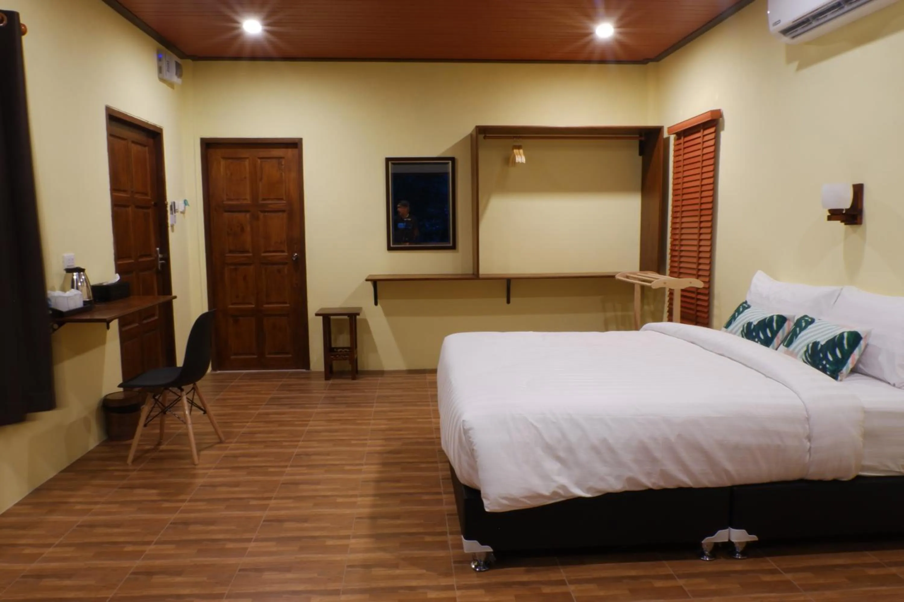 TV and multimedia, Bed in The Bliss Khao Sok Boutique Lodge