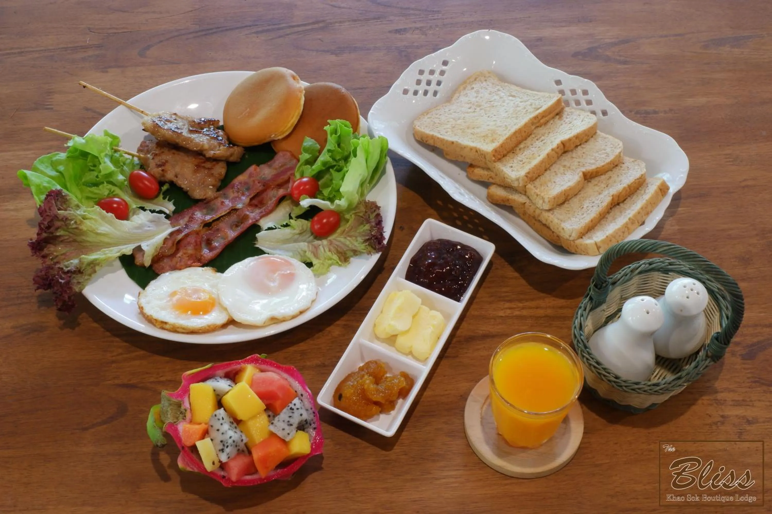 Food in The Bliss Khao Sok Boutique Lodge