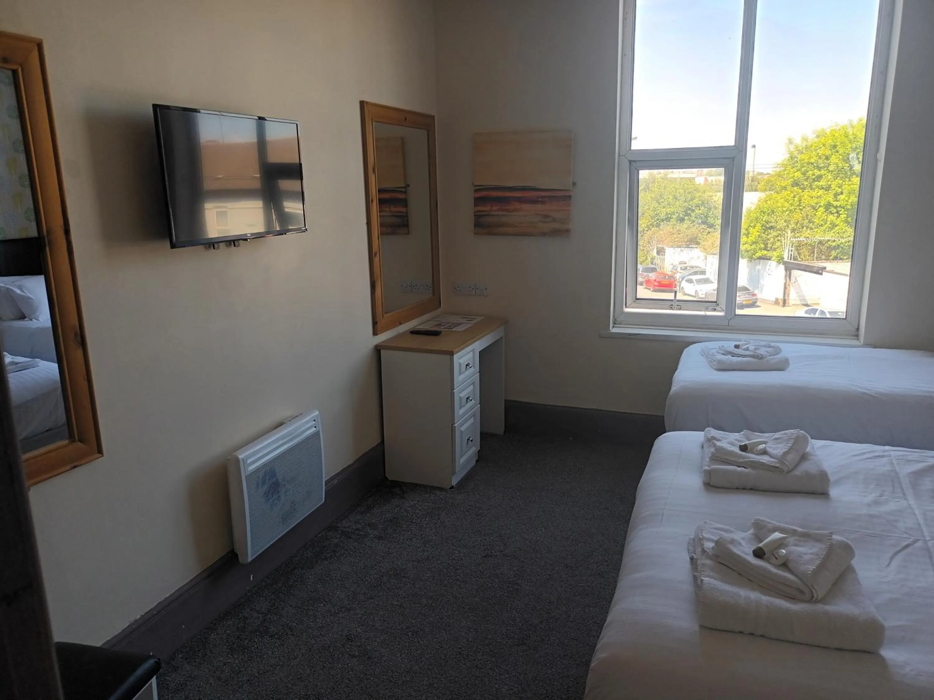 TV and multimedia, Bed in The Saltley Inn