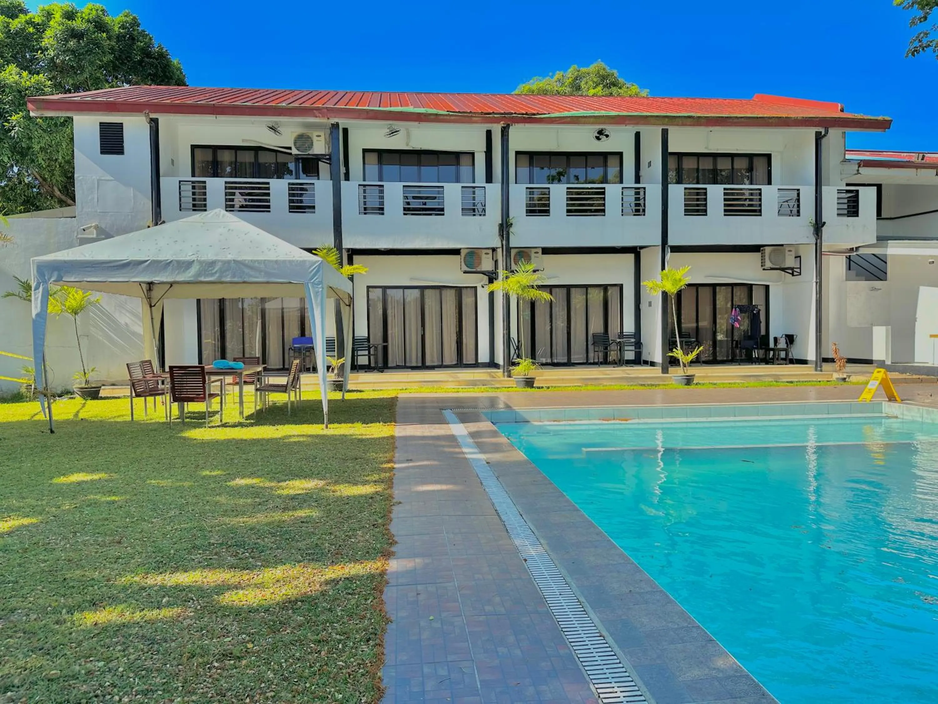 Property building in Fernando's Hotel