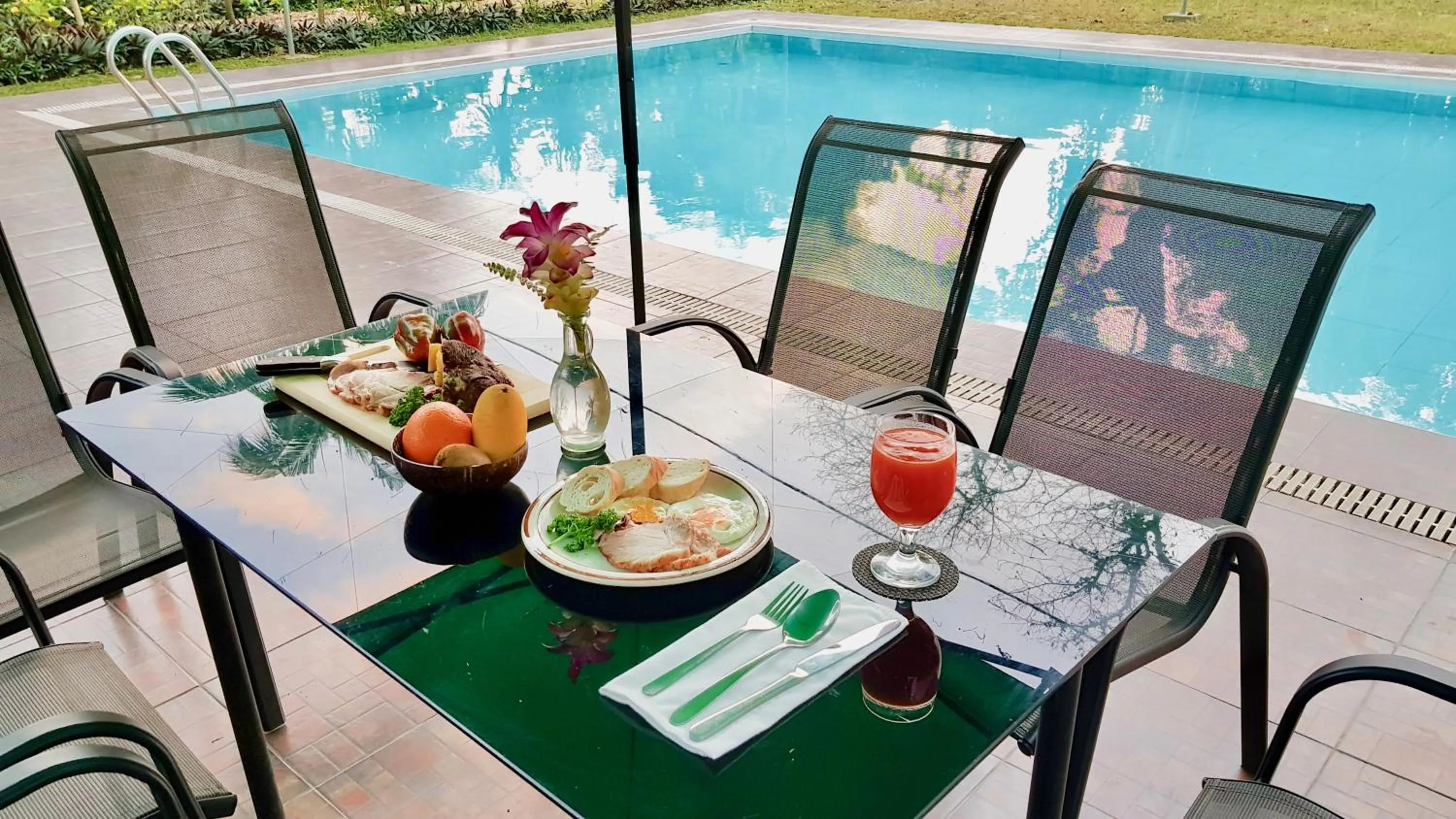 Summer in Fernando's Hotel