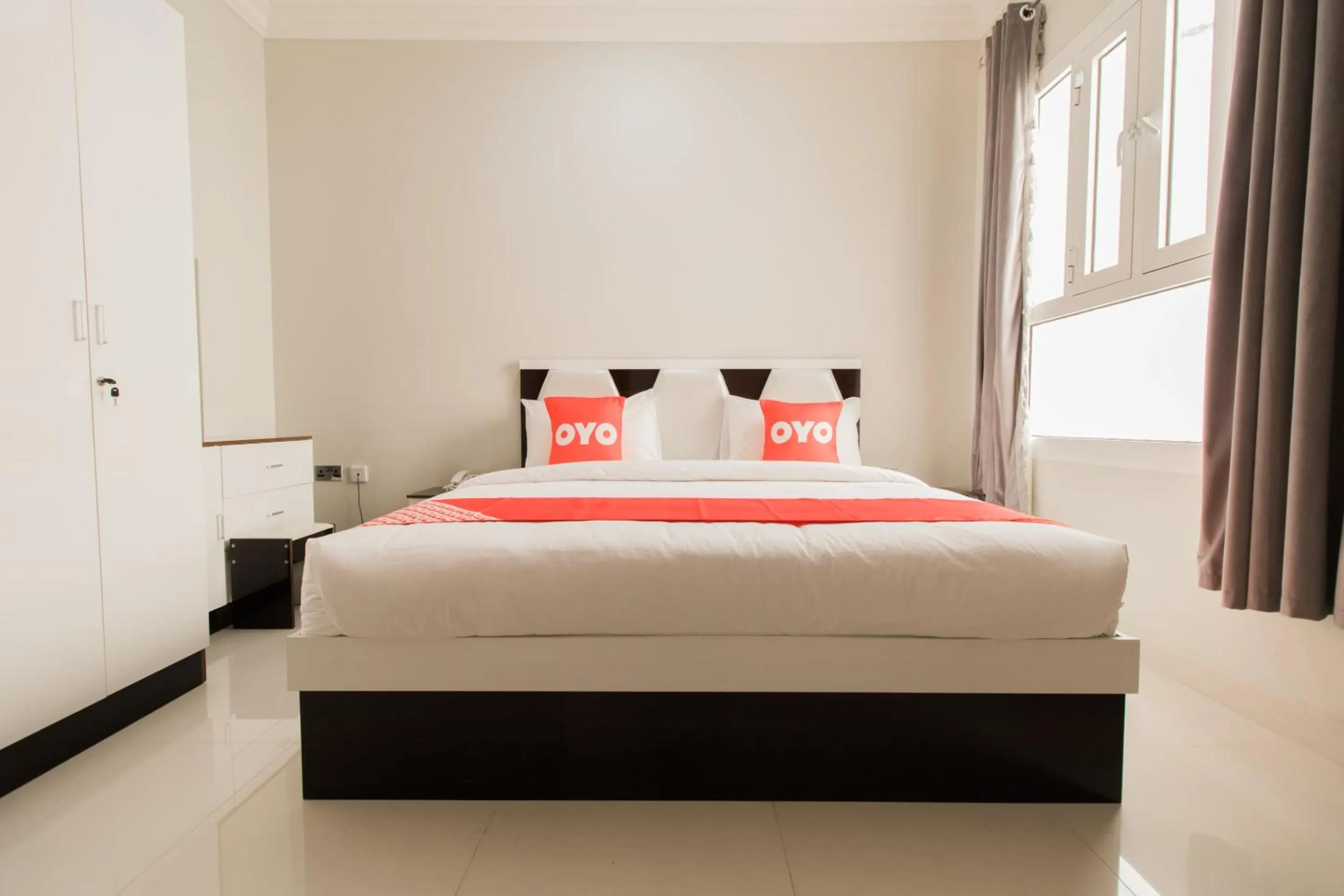 Bedroom, Bed in Super OYO 106 Muscat Grand Hotel Apartment