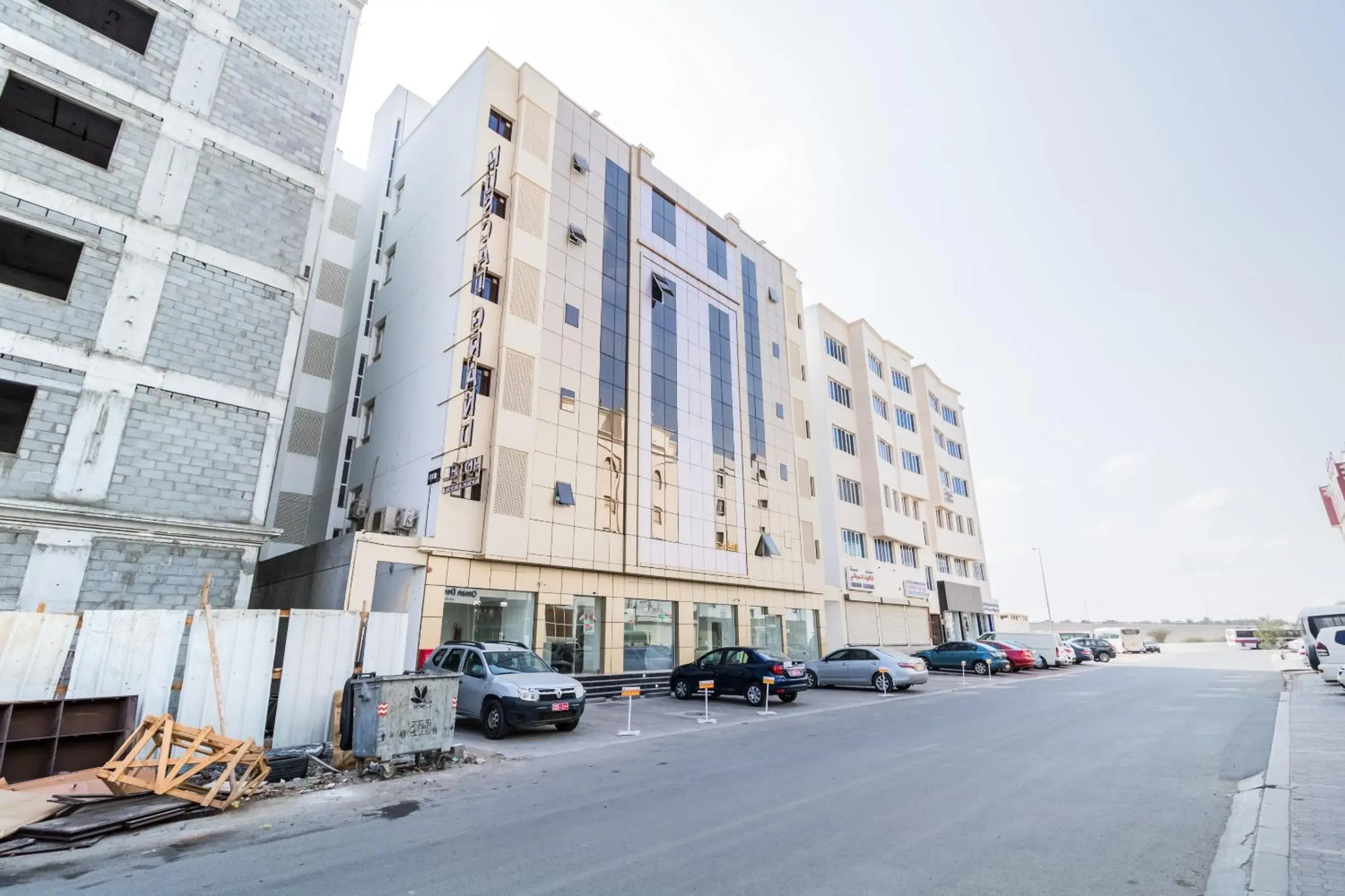 Facade/entrance in Super OYO 106 Muscat Grand Hotel Apartment Facade/entrance in Super OYO 106 Muscat Grand Hotel Apartment