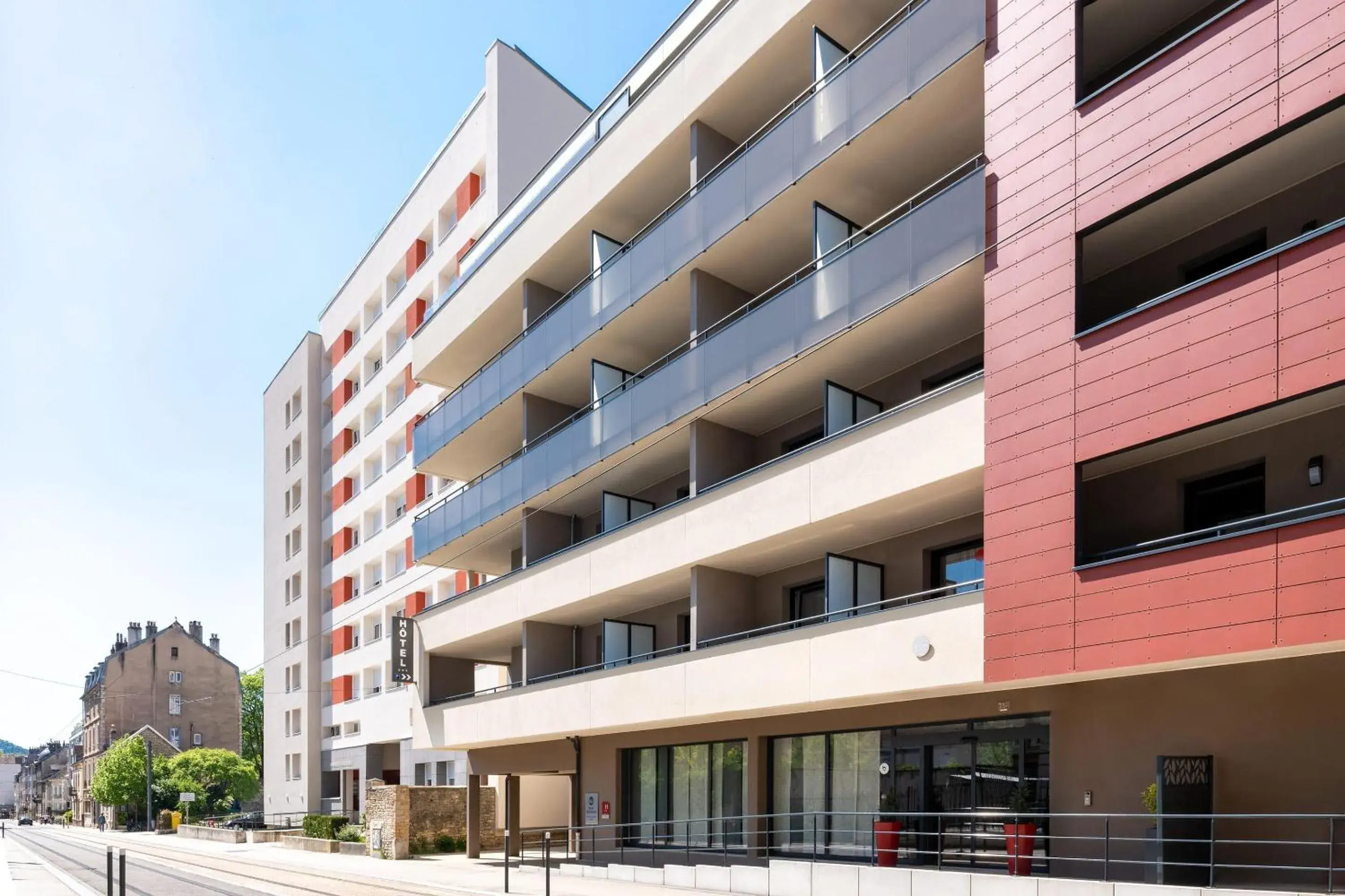 Property building in Best Western Hotel Fontaine Argent Property building in Best Western Hotel Fontaine Argent