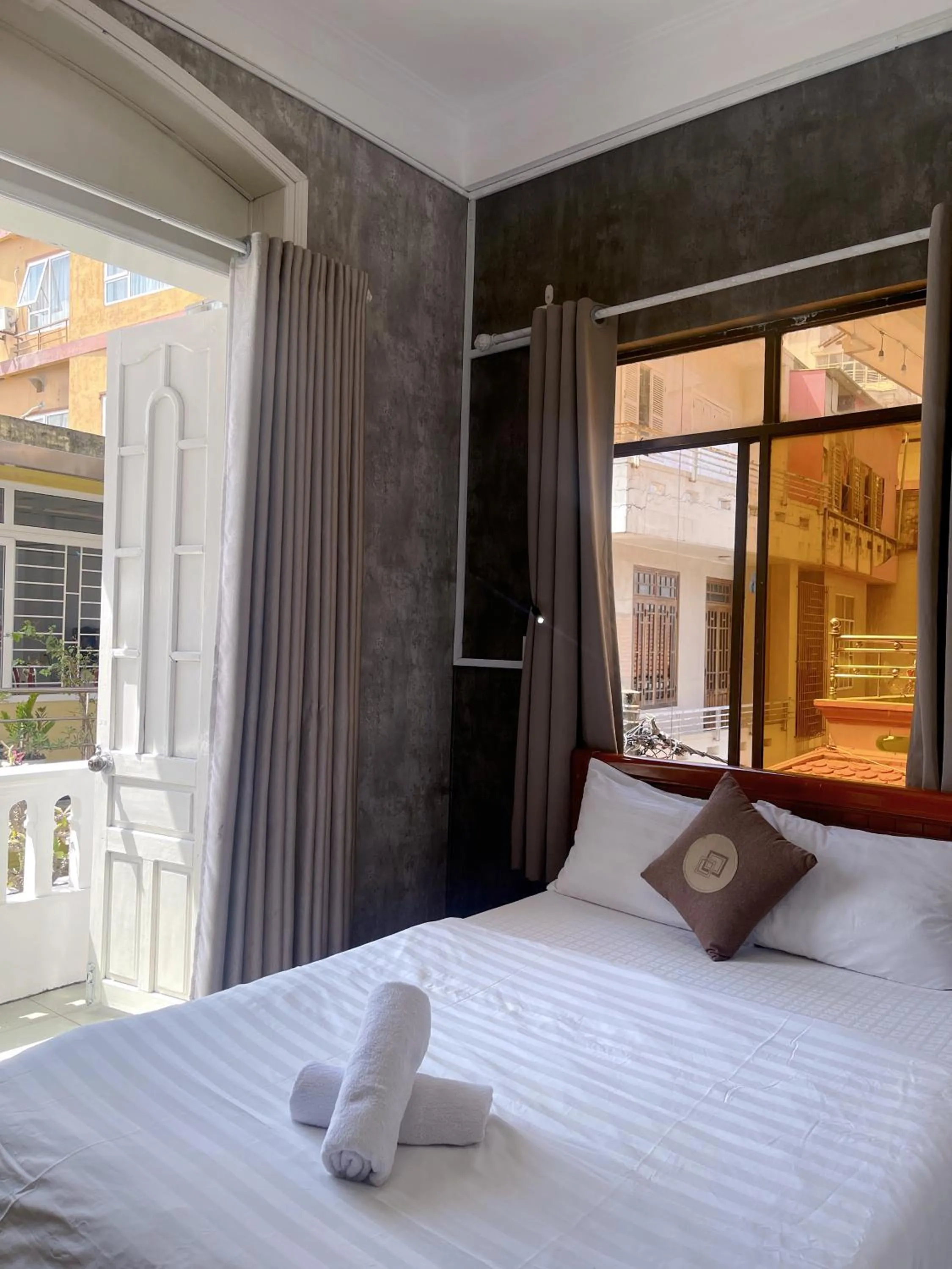 Bedroom, Bed in Amy Hostel Hue