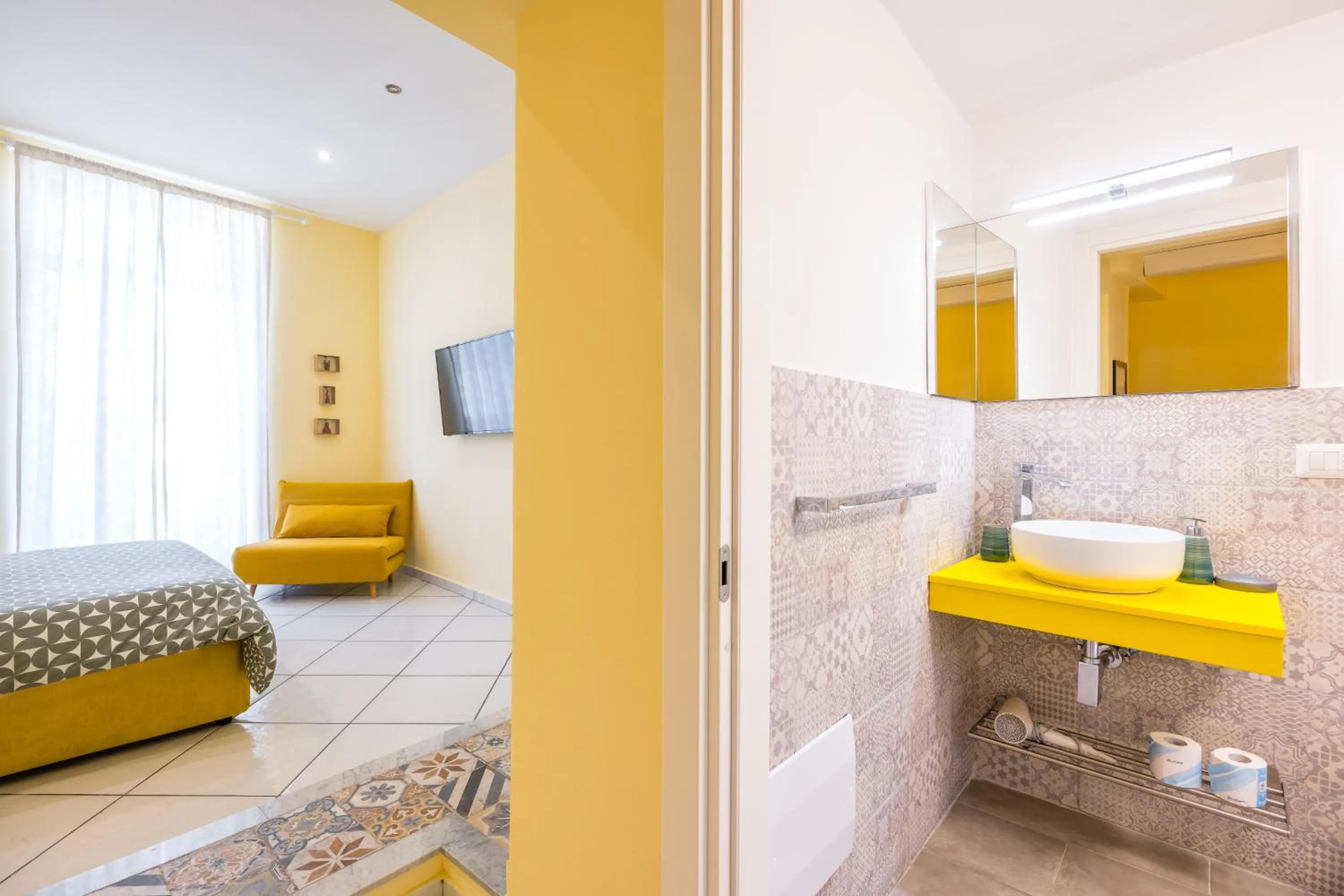 Bed in La Casa Di Bruno Napoli