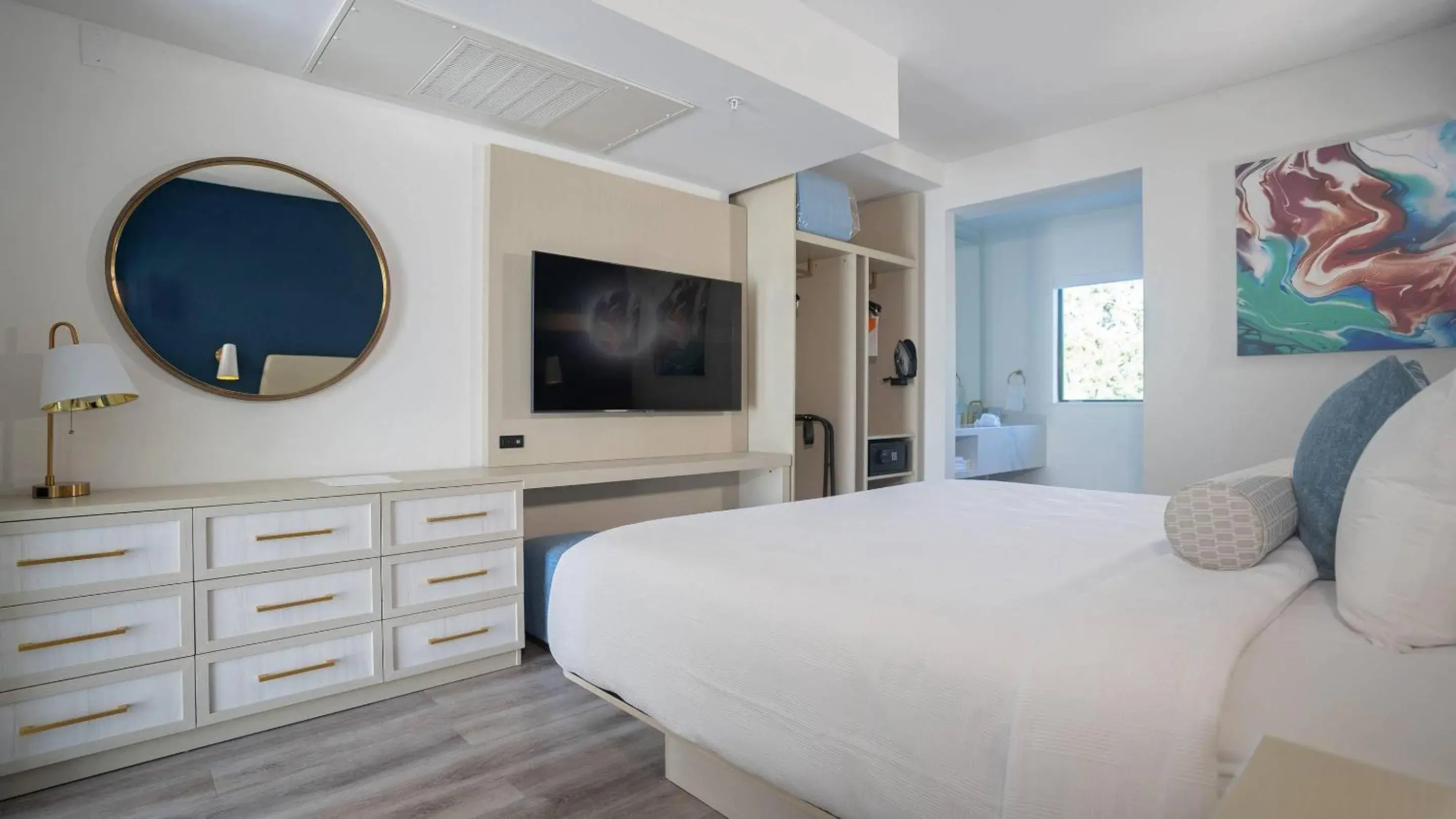 Bedroom, Bed in DASKK Orlando Hotel near Universal Blvd, an Ascend Collection Hotel Bedroom, Bed in DASKK Orlando Hotel near Universal Blvd, an Ascend Collection Hotel