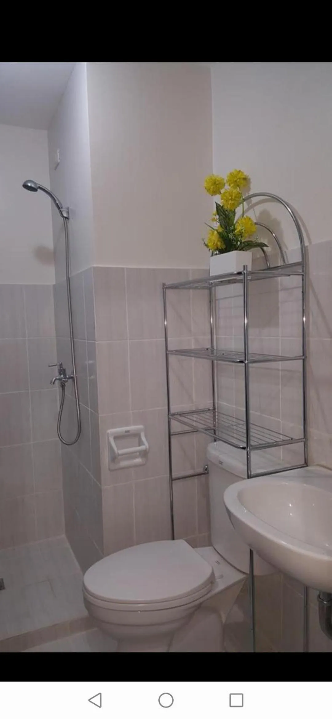 Bathroom in Mesaverte Residences AFS Suites