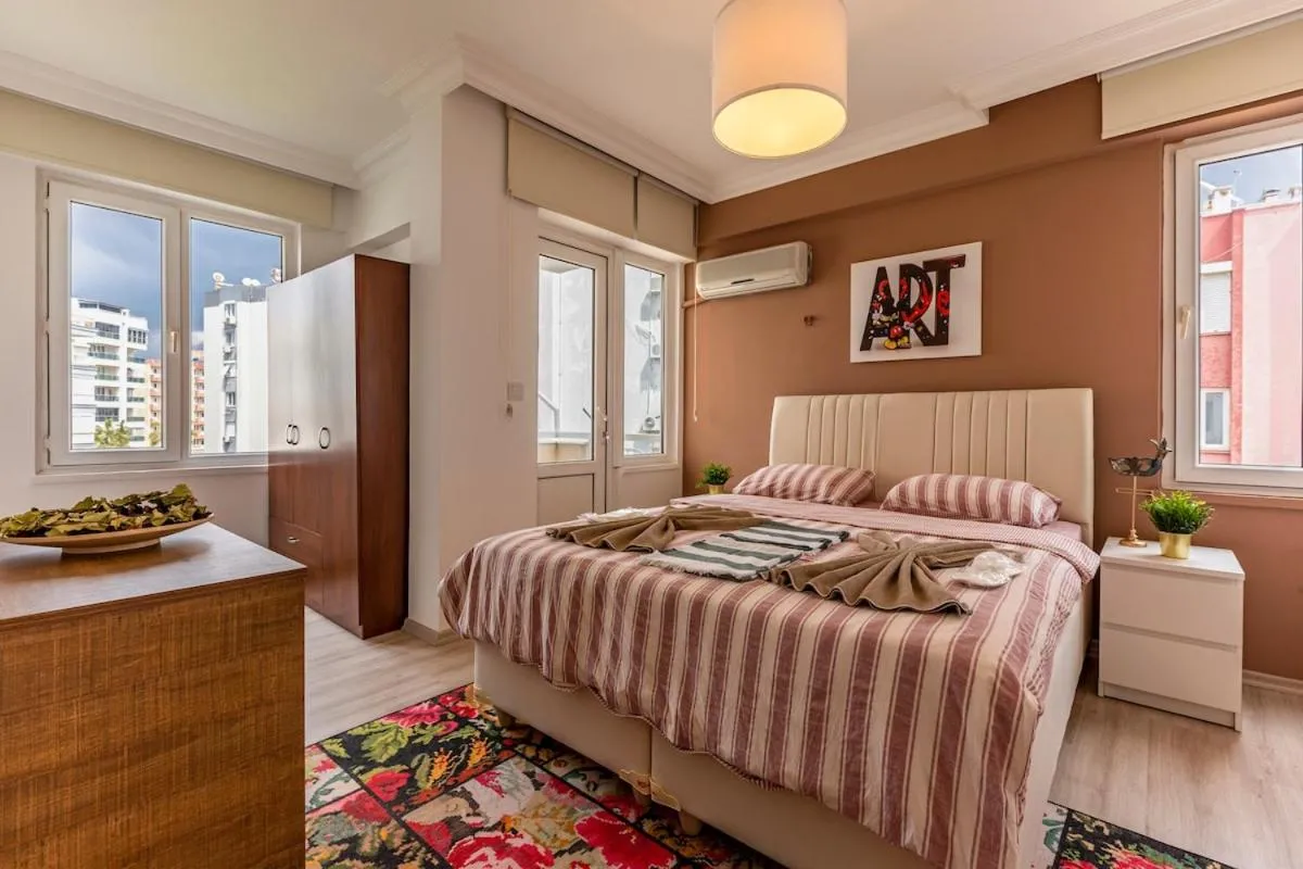 Melissas Suites Lara