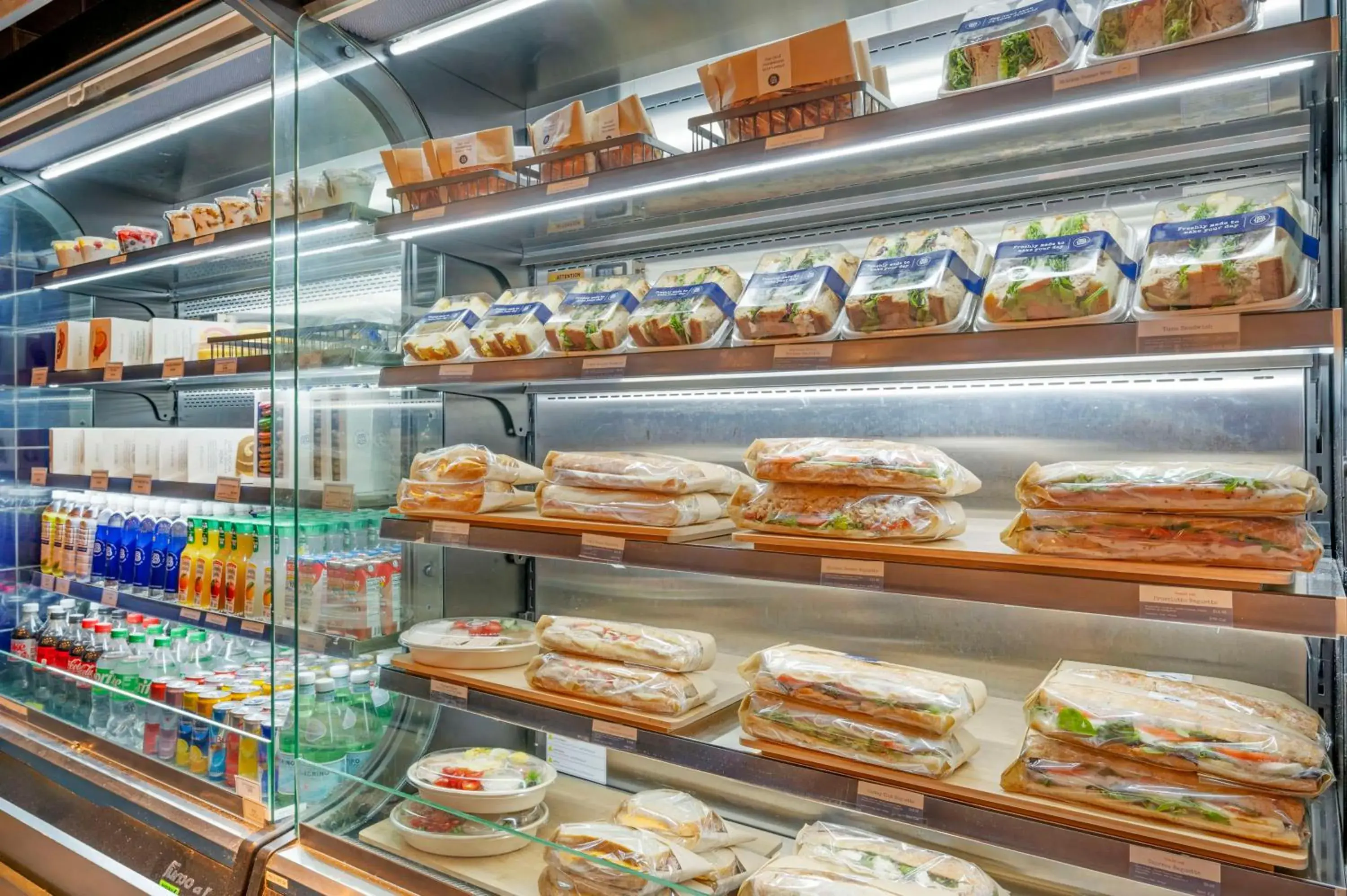 Food and drinks in Best Western Grant Park Hotel Food and drinks in Best Western Grant Park Hotel